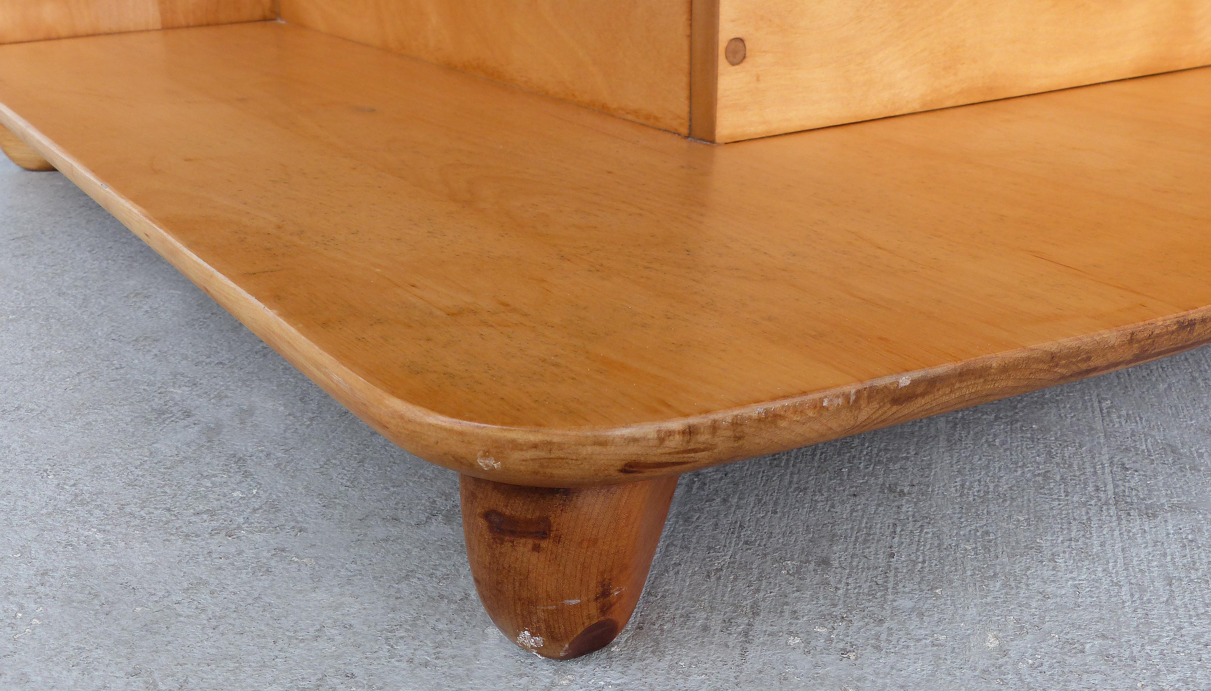 Mid-Century Modern Blonde Wood Corner Table 4