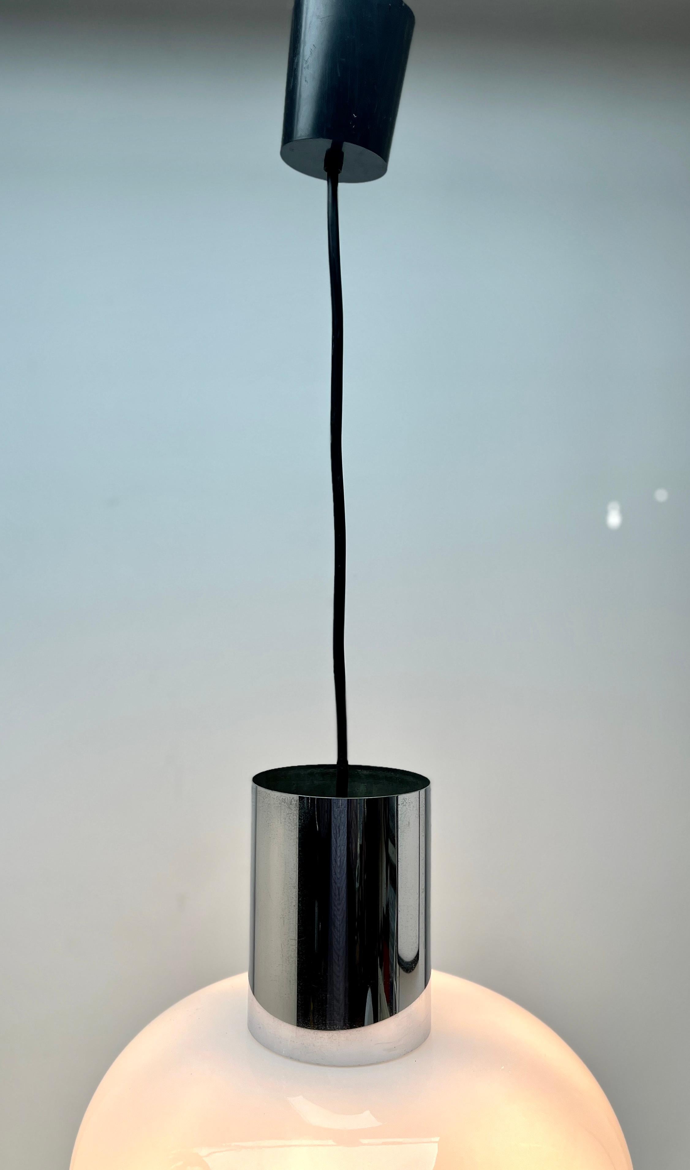 Mid-Century Modern Blown Glass Pendant/Suspension Fixture Glashütte Limburg For Sale 1