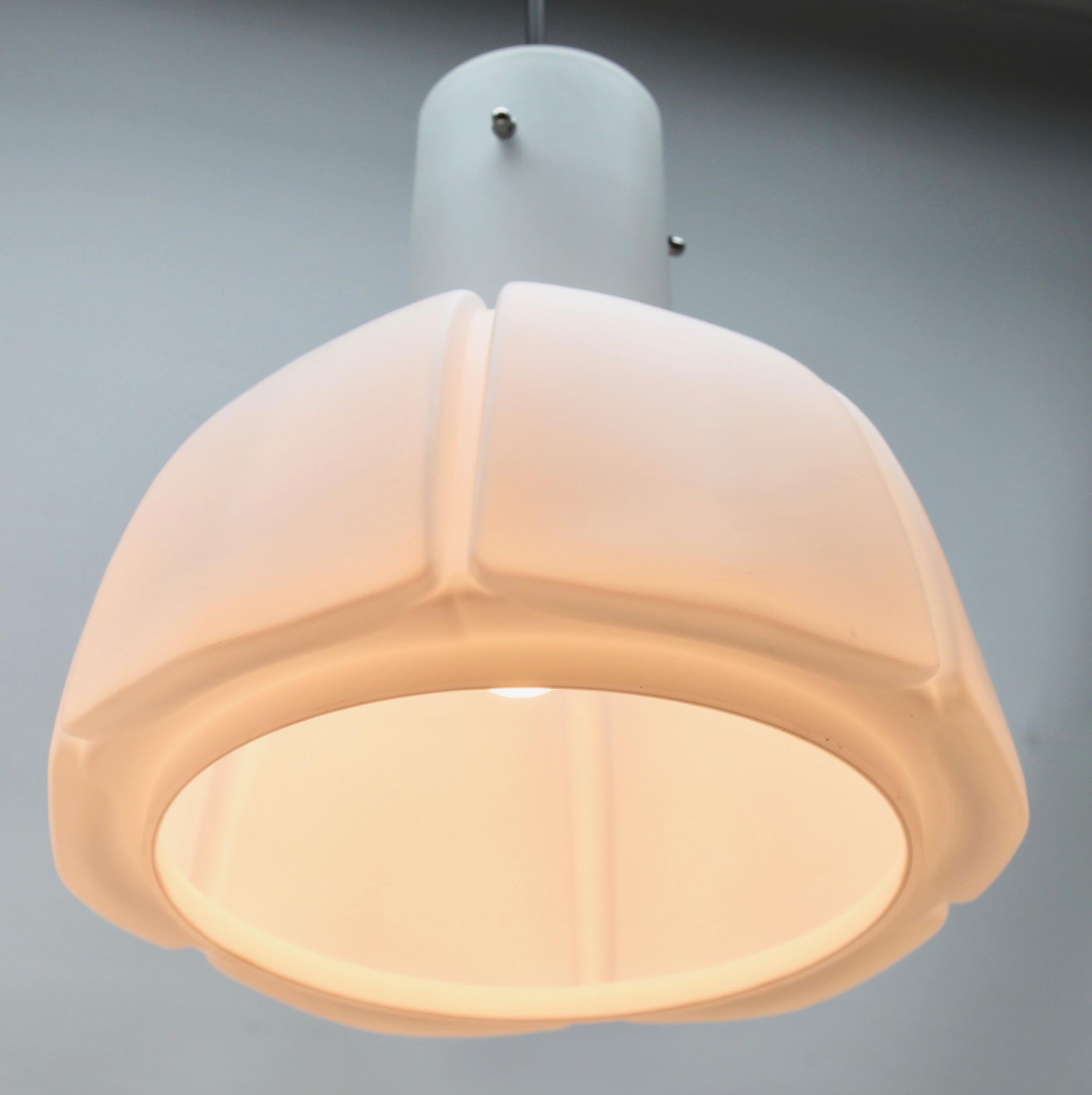 Mid-Century Modern Blown Glass Pendant/Suspension Fixture Glashütte Limburg For Sale 3