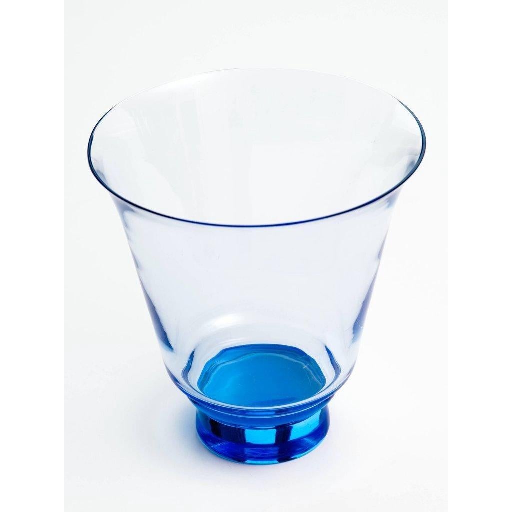 American Mid-Century Modern Blown Glass Vase in Alexandrite Blue