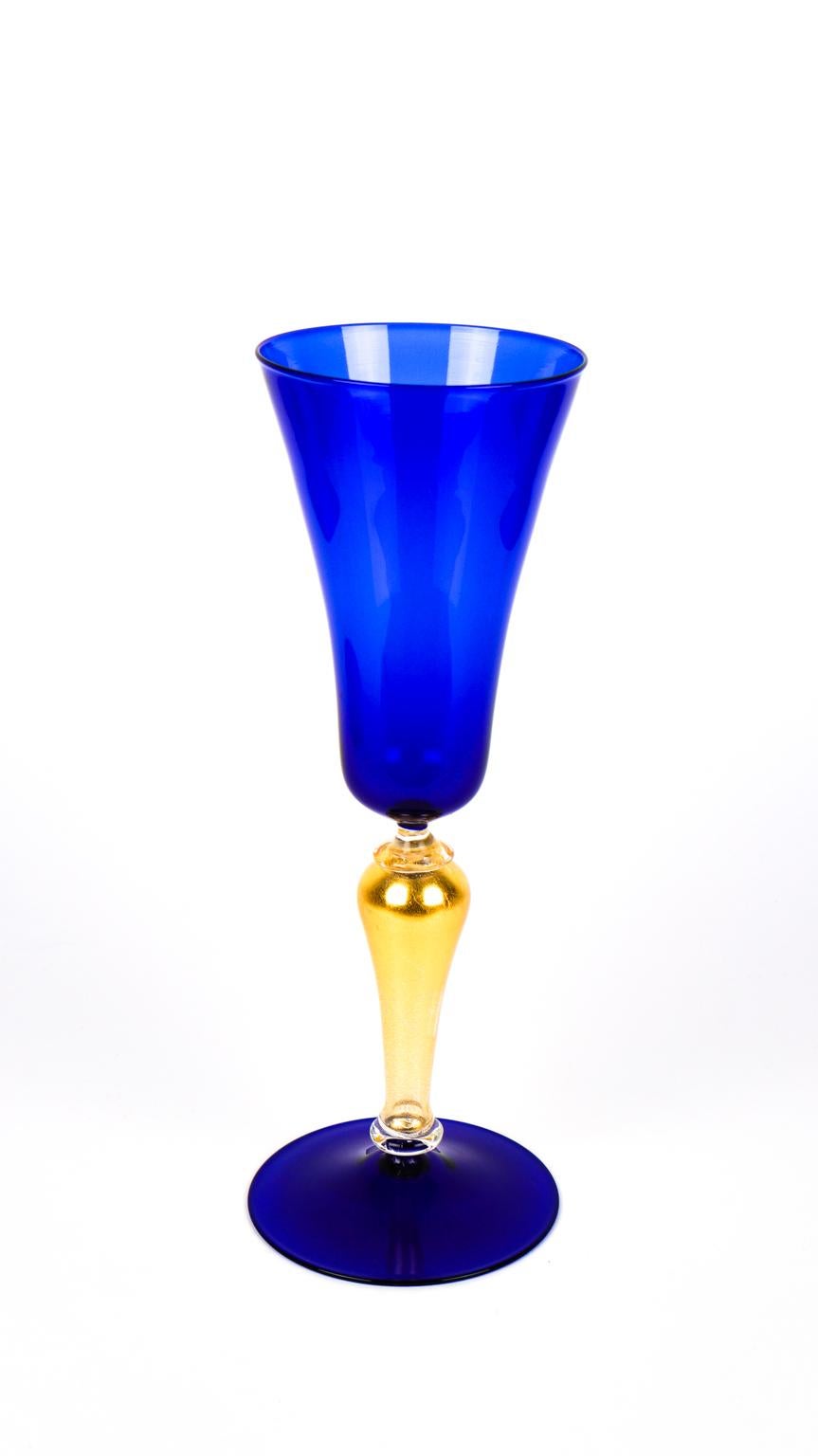 Late 20th Century Mid-Century Modern Blue and Gold Set of Two Venetian Murano Glass Goblets, 1992s For Sale