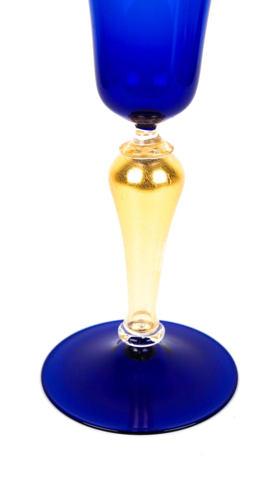 Mid-Century Modern Blue and Gold Set of Two Venetian Murano Glass Goblets, 1992s For Sale 2