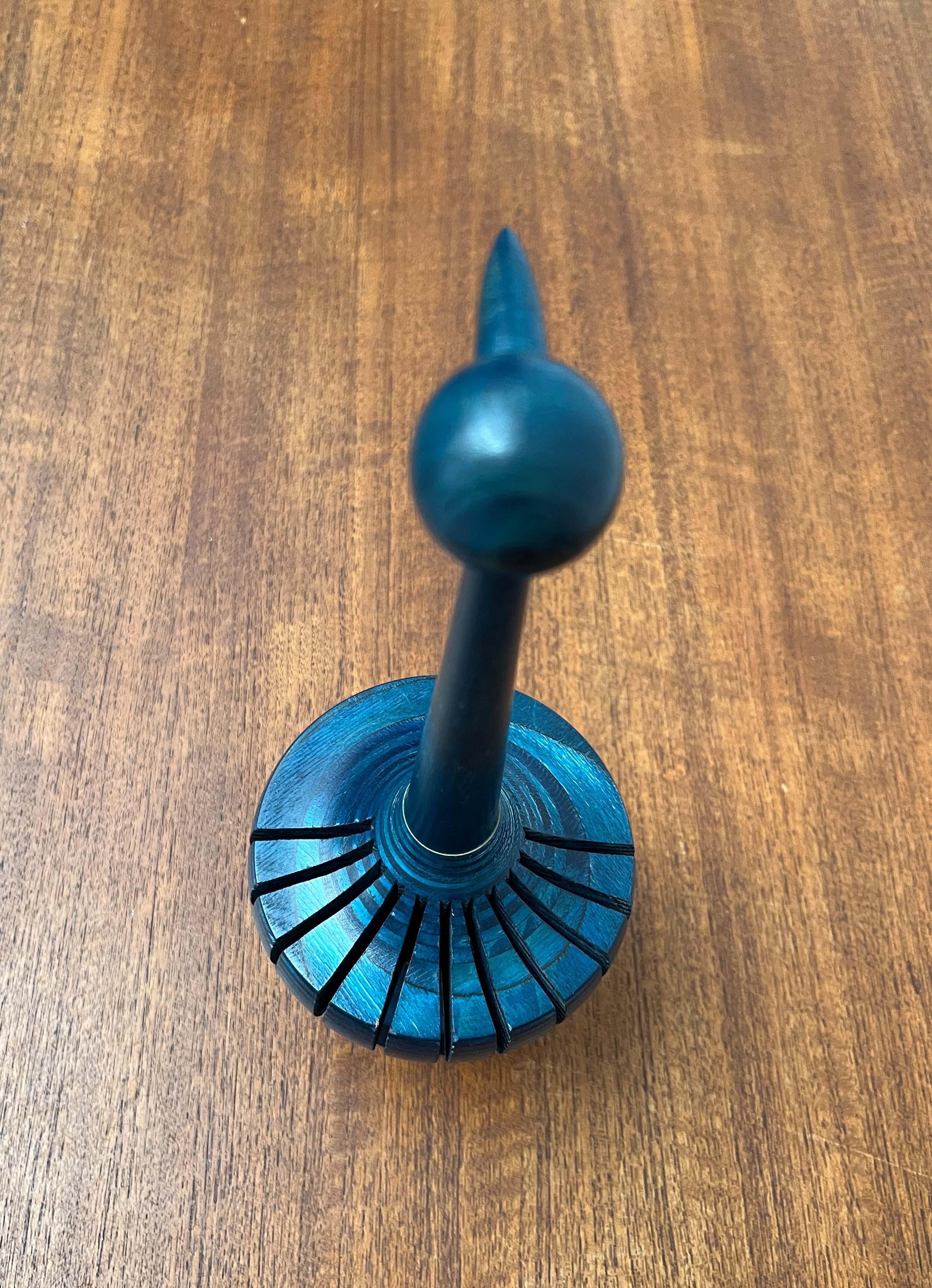 Servilletero de madera con diseño de pájaro azul moderno de mediados de siglo Paavo Asikainen Finlandia en venta 4