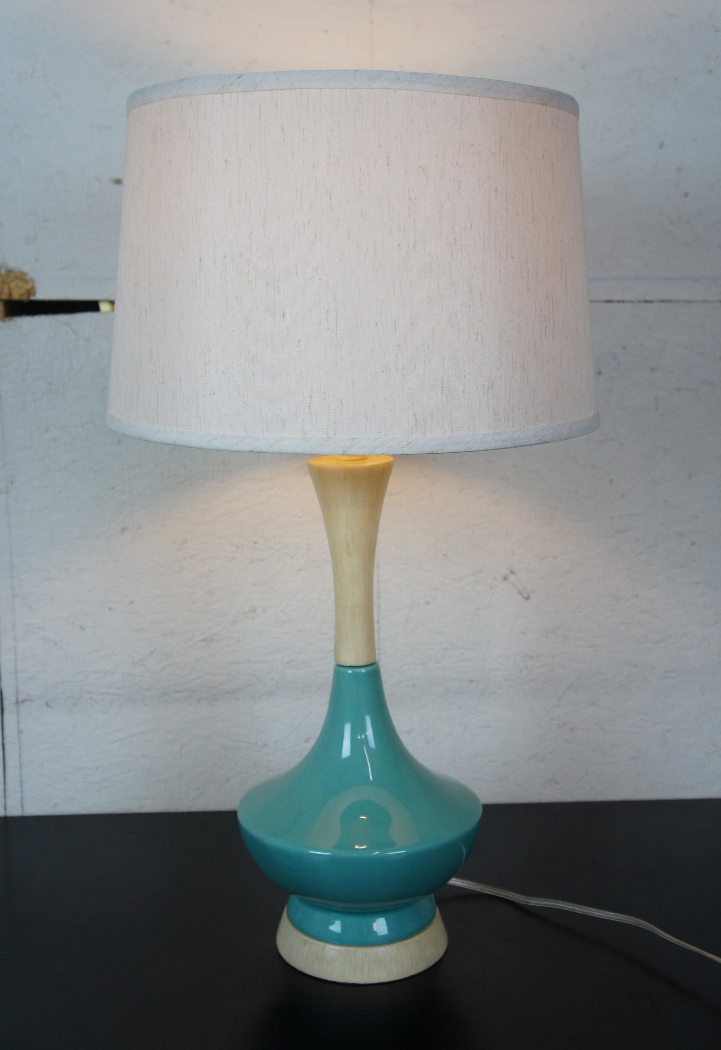 Mid-Century Modern Blue Ceramic and Pickled Oak Desk Table Lamp Atomic Boho MCM 4