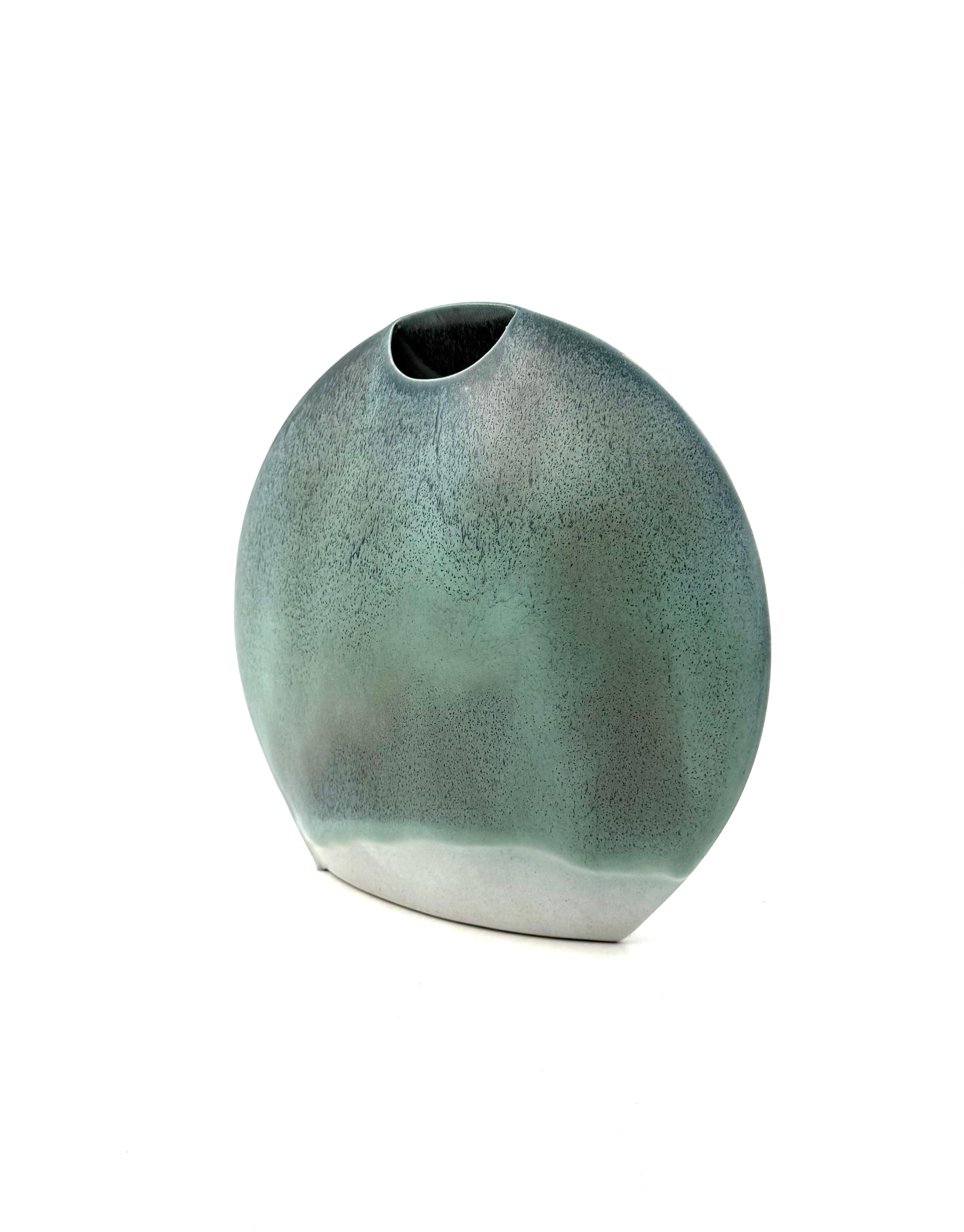 Mid-century modern blue ceramic solifleur vase, France 1970 in vendita 9