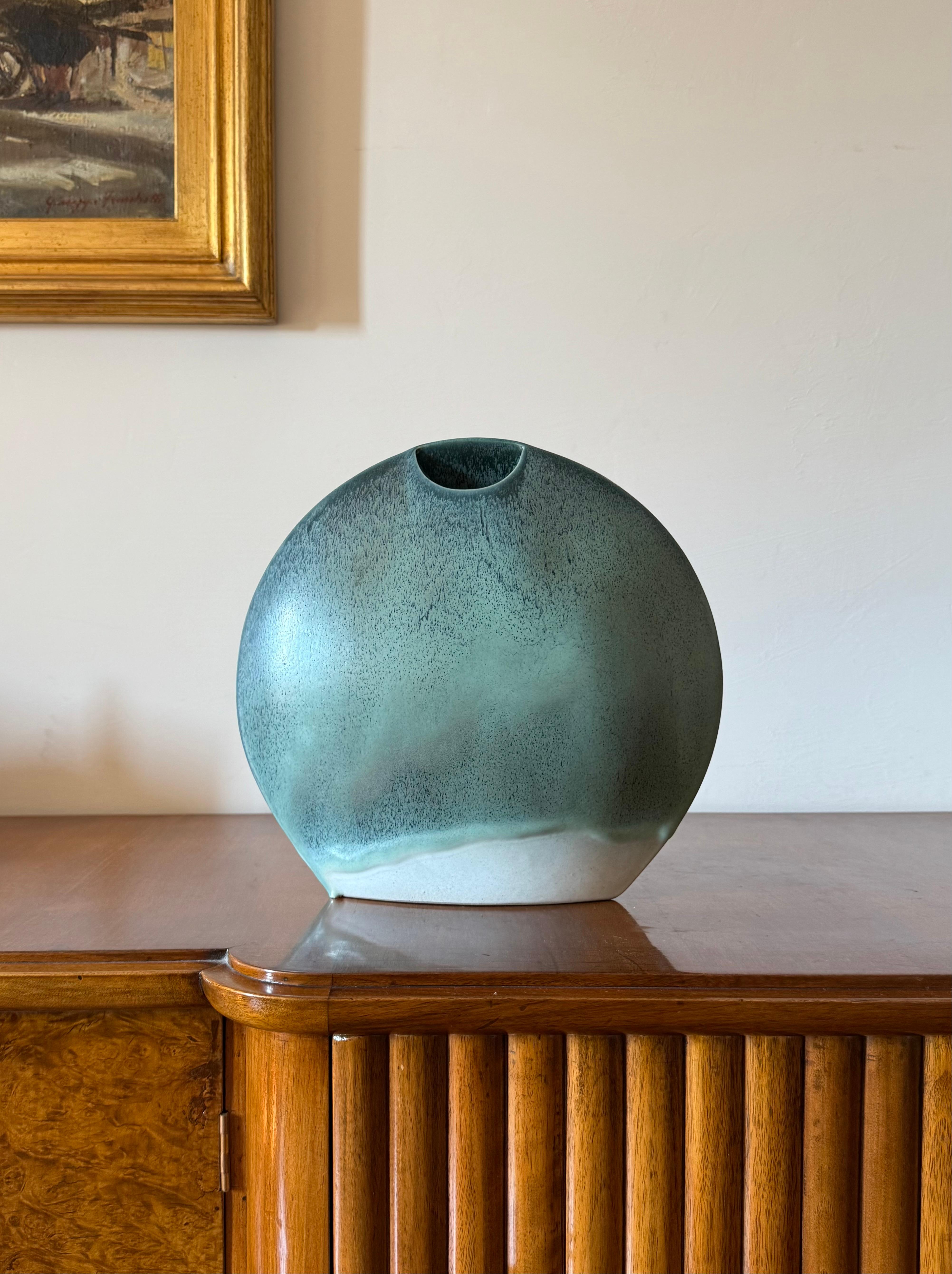 Modern blue ceramic solifleur vase

France 1970s

H 30 cm - 10 × 31 cm

Conditions: excellent, no defects