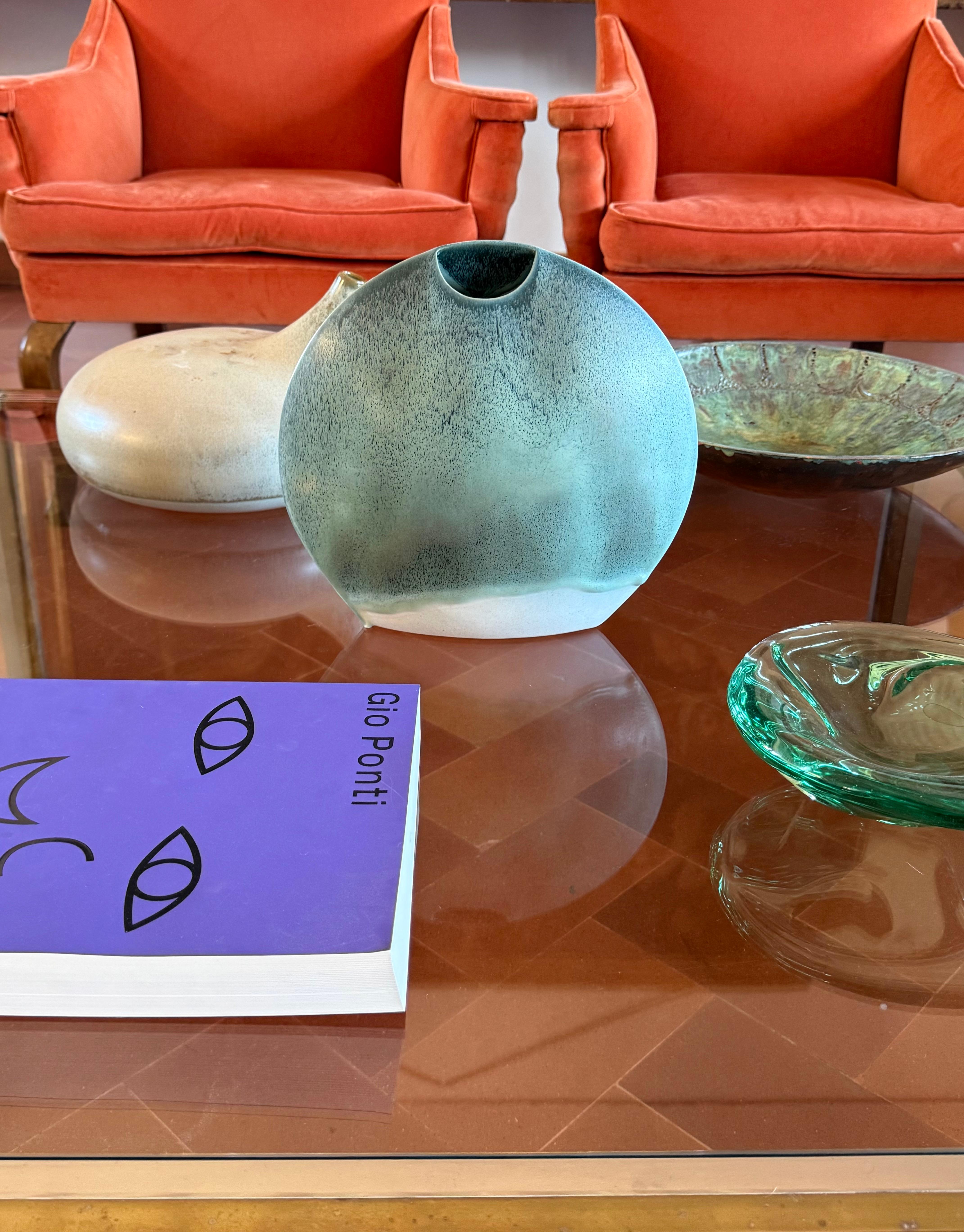 Mid-Century moderno Mid-century modern blue ceramic solifleur vase, France 1970 in vendita