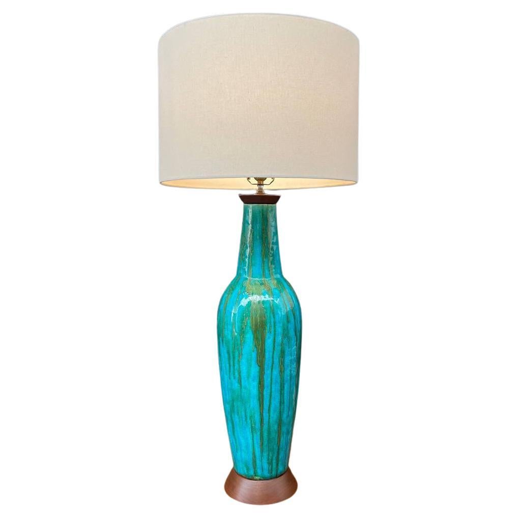 Blau glasierte Keramik-Tischlampe, Mid-Century Modern