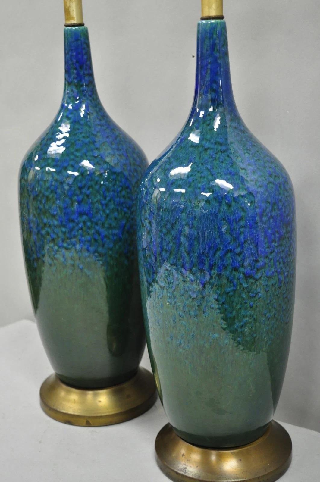 Paire de lampes de table en céramique émaillée bleue et verte 