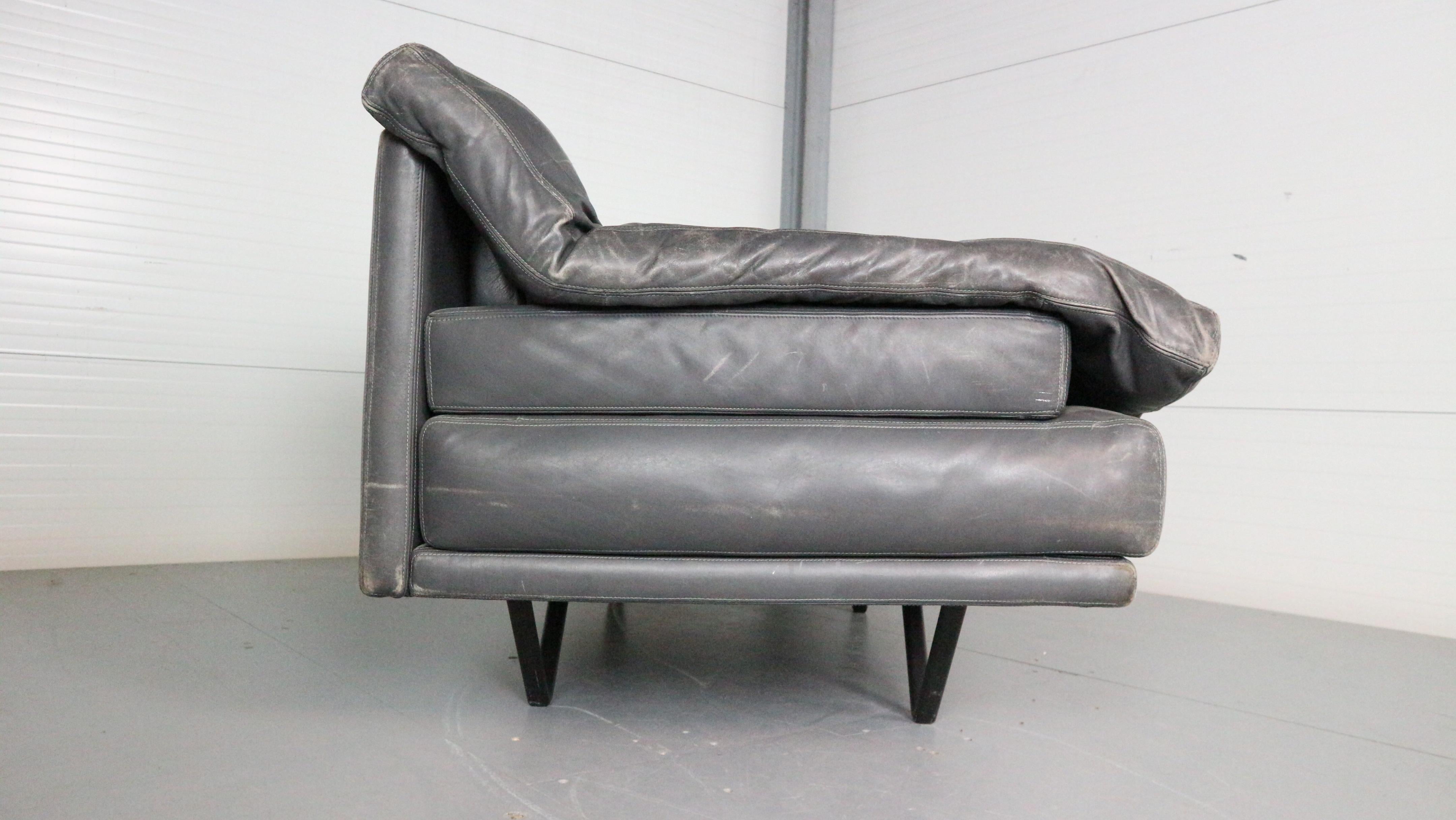 Late 20th Century Mid- Century Modern Blue Leather 2- Seater Sofa 