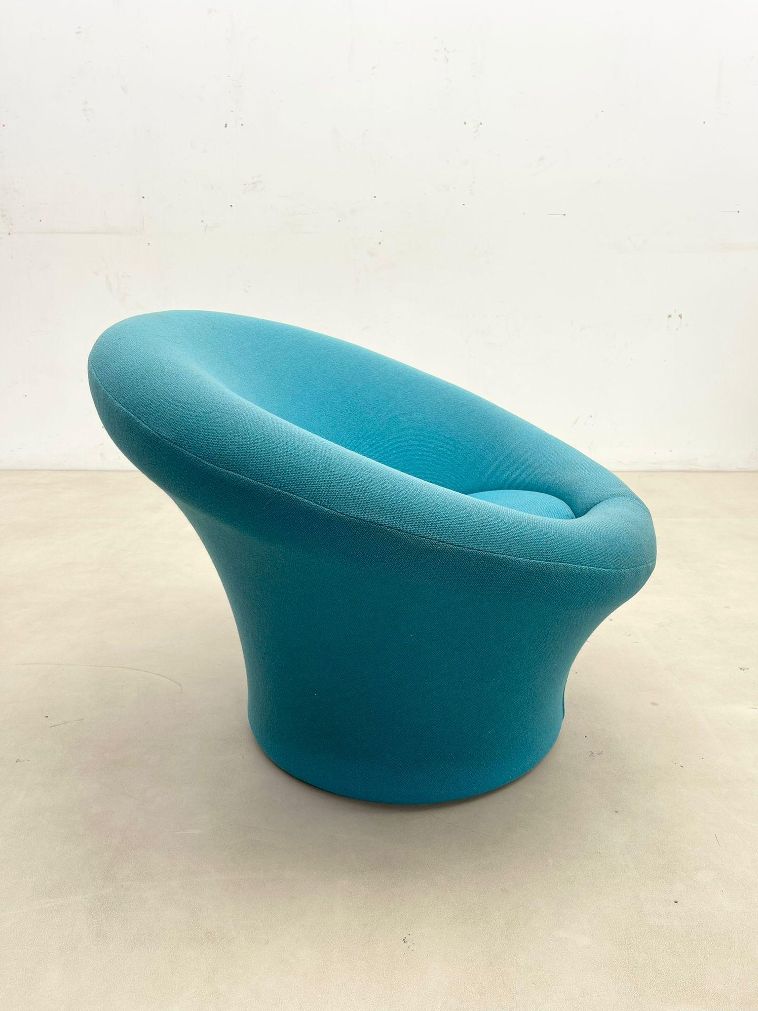 Mid-Century Modern Blue Mushroom Chair by Pierre Paulin, Original Upholstery In Good Condition In Brussels, BE