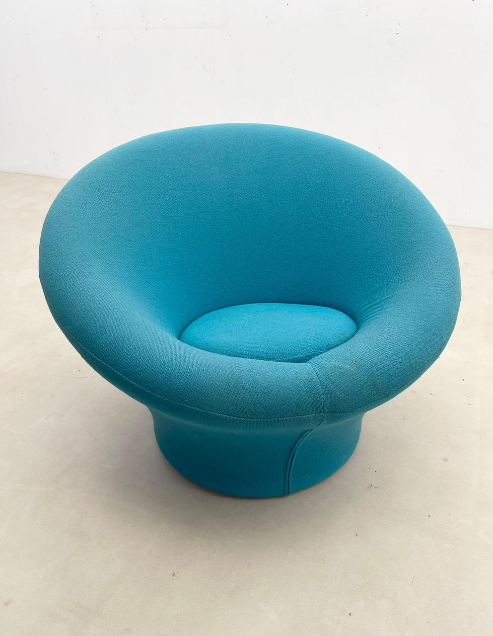 Mid-20th Century Mid-Century Modern Blue Mushroom Chair by Pierre Paulin, Original Upholstery