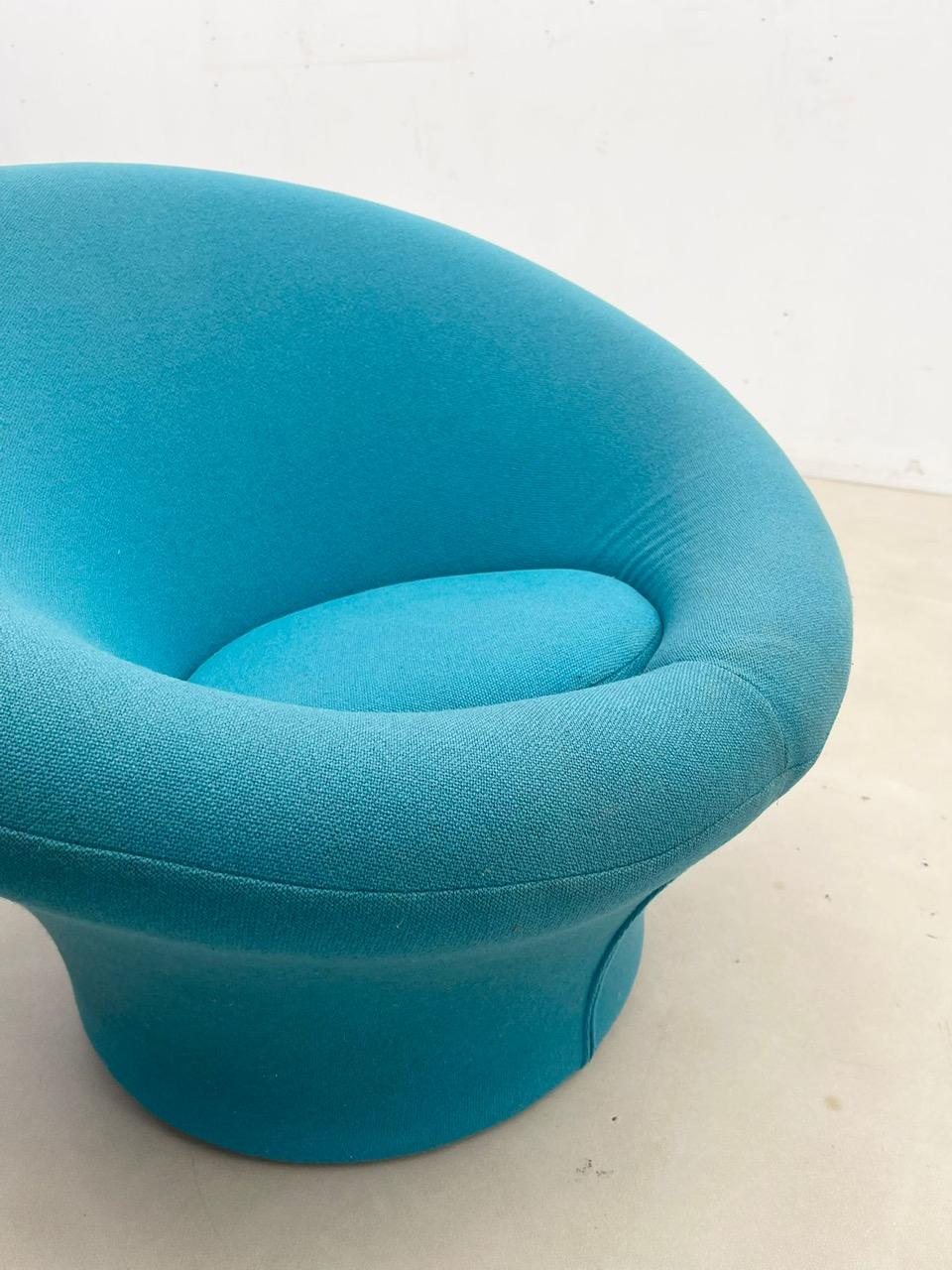 Mid-Century Modern Blue Mushroom Chair by Pierre Paulin, Original Upholstery 1