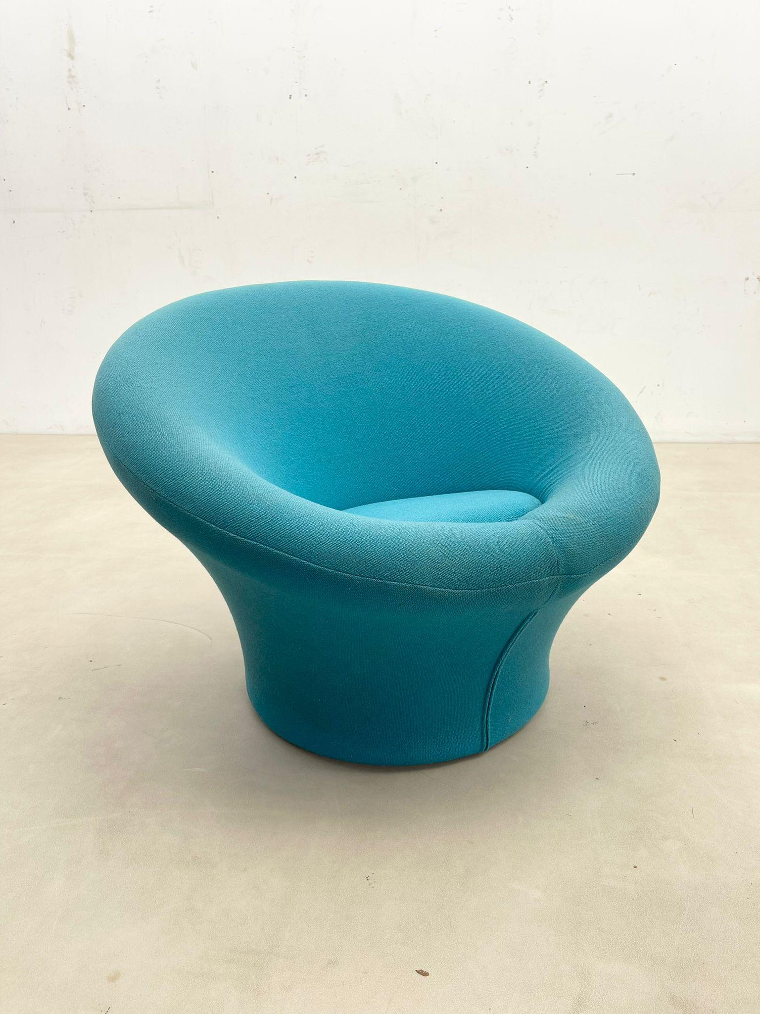 Mid-Century Modern Blue Mushroom Chair by Pierre Paulin, Original Upholstery 2