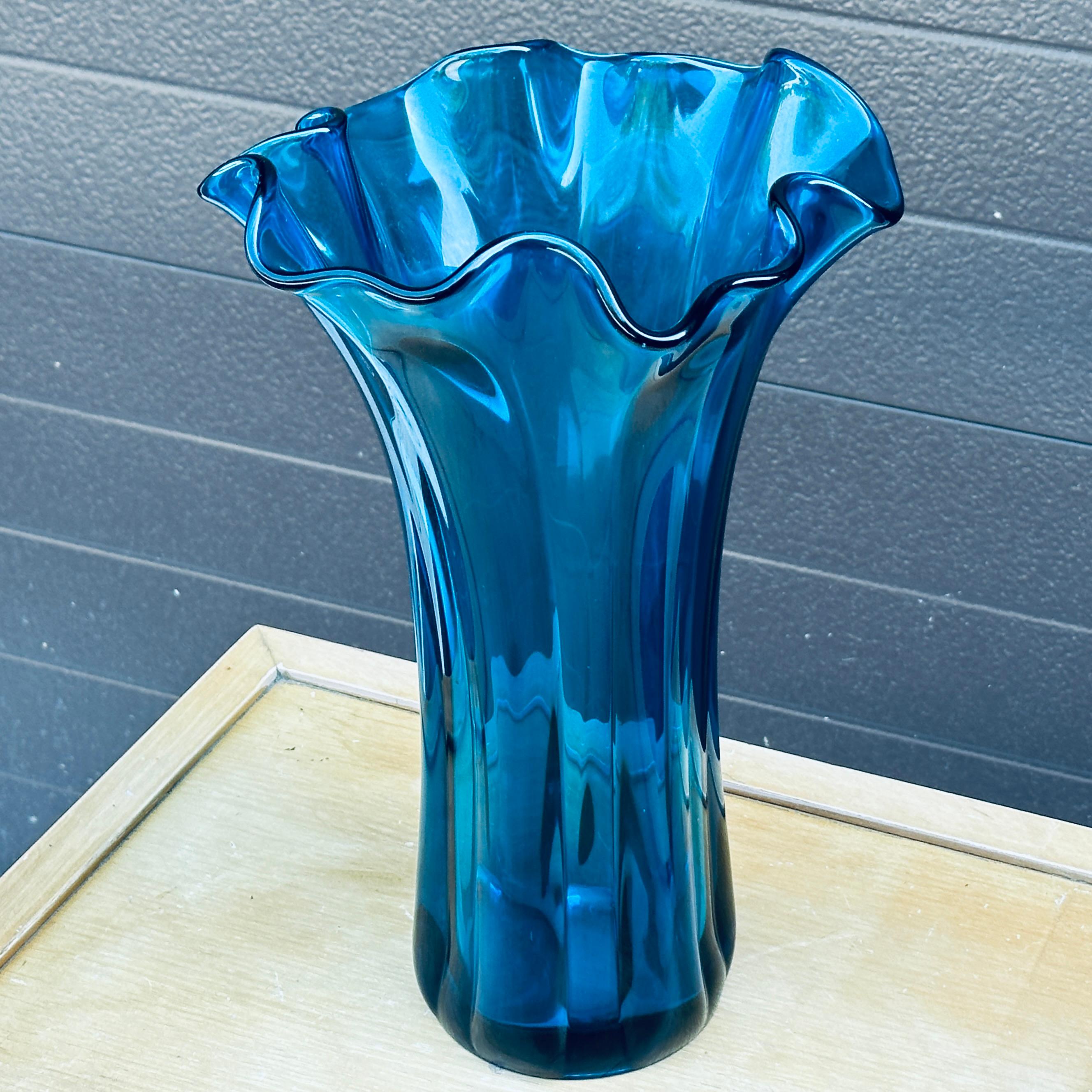 Verre d'art Vase en verre soufflé 