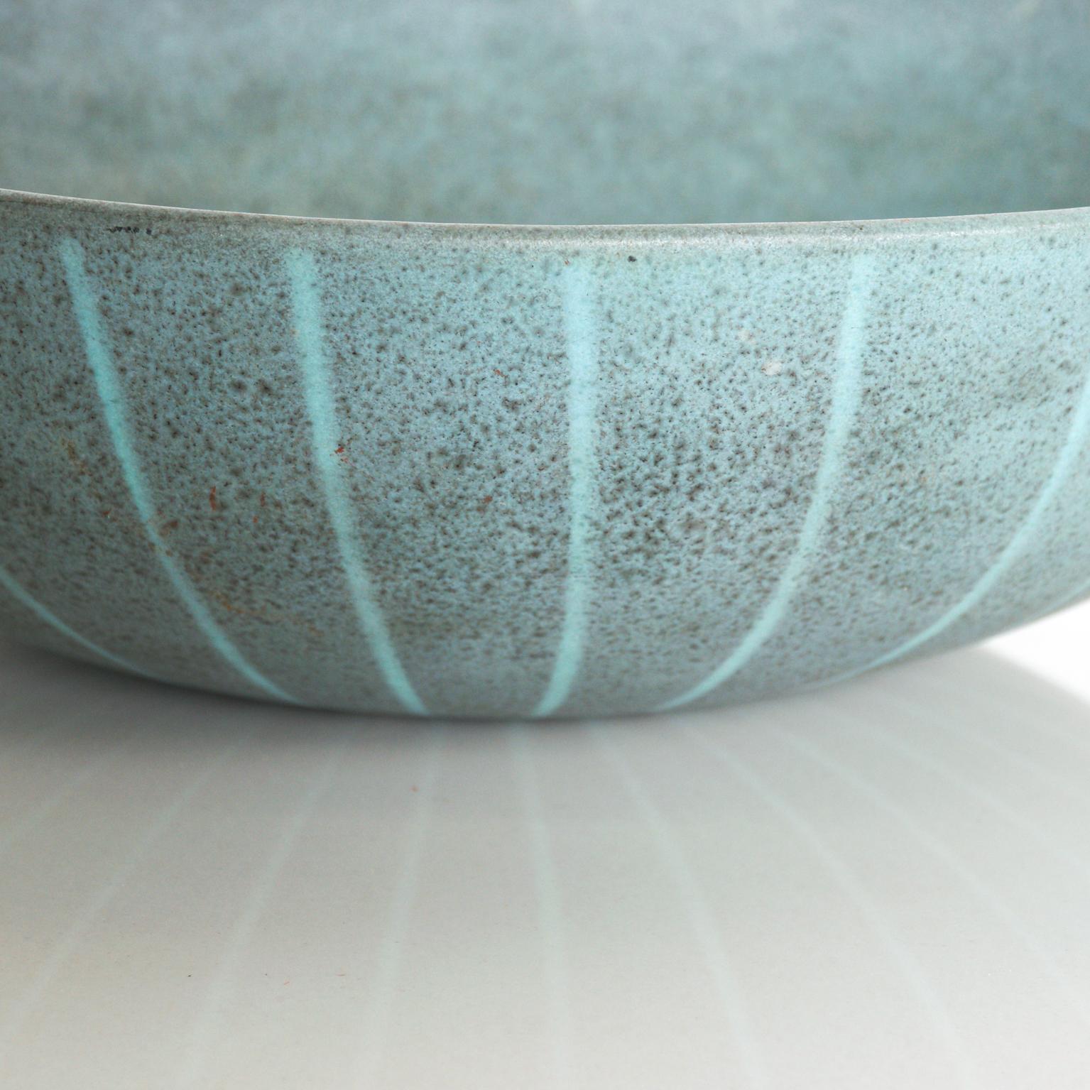 Finnish Mid-Century Modern Blue Scandinavian Bowl Decorative Pottery, Finland