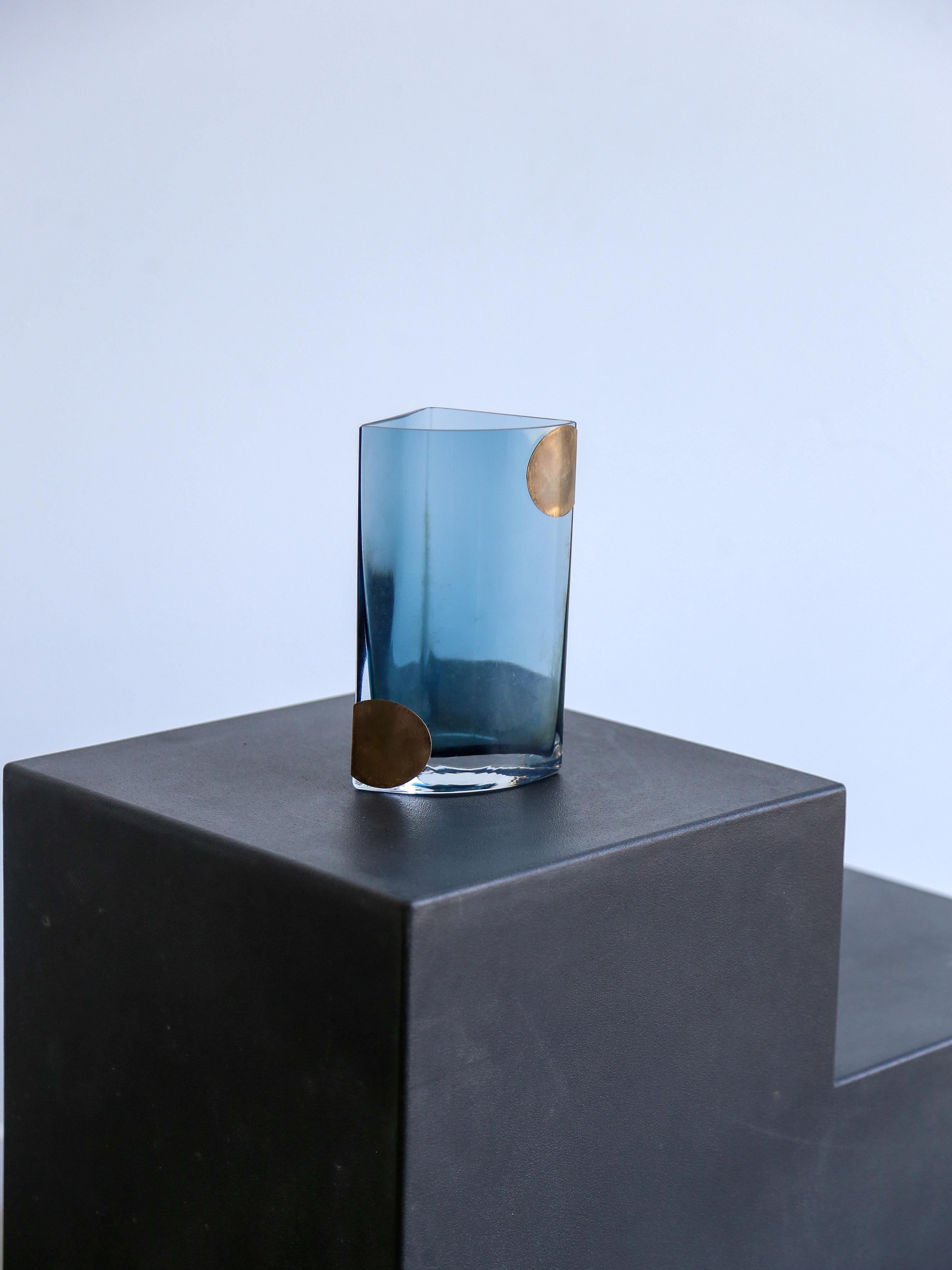 Mid-Century Modern Mid Century Modern Blue Smoked Glass & Silver Plates Vase For Sale
