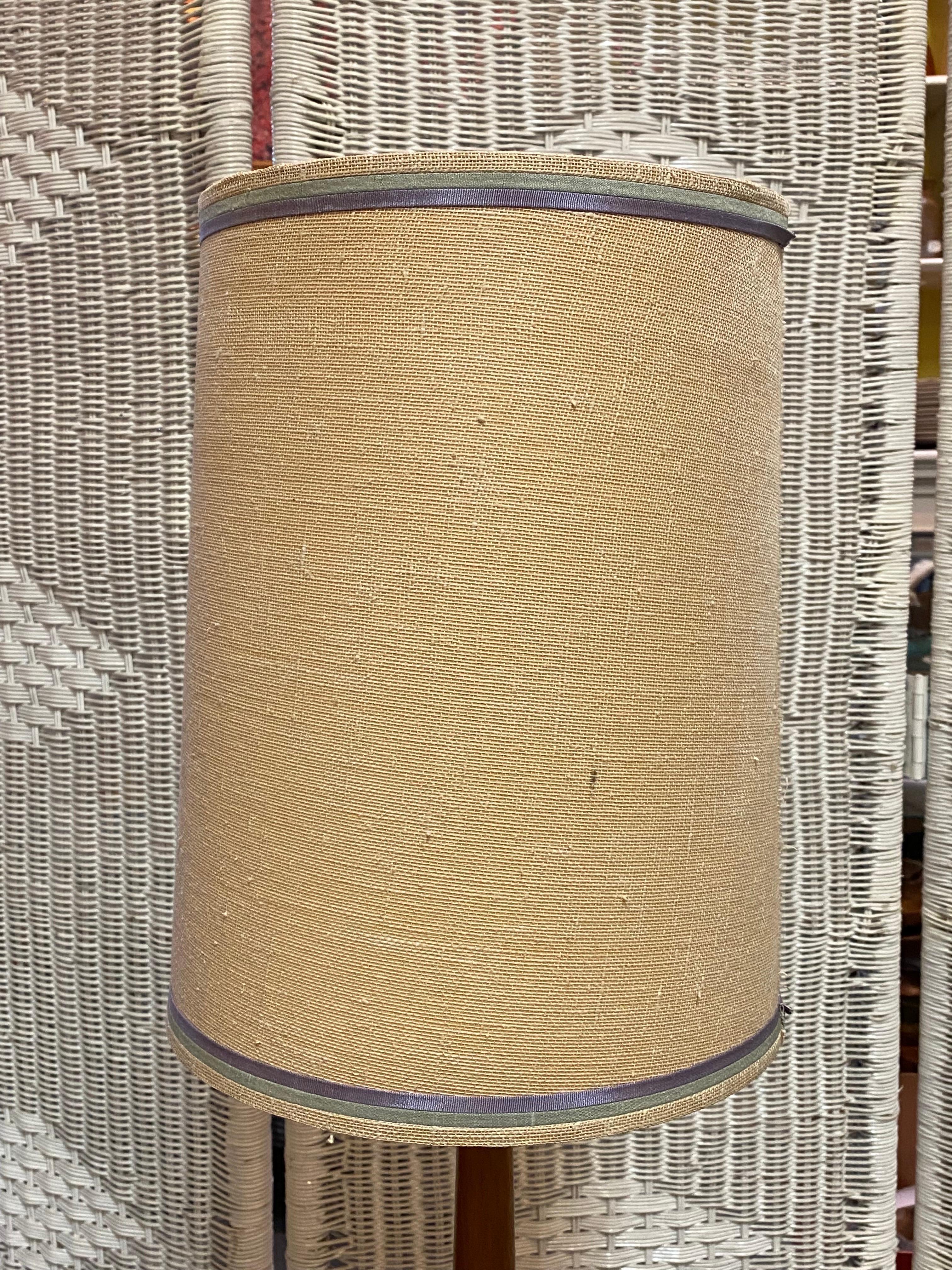 Mid-Century Modern Blue Striped Pottery Table Lamp  In Good Condition For Sale In San Carlos, CA