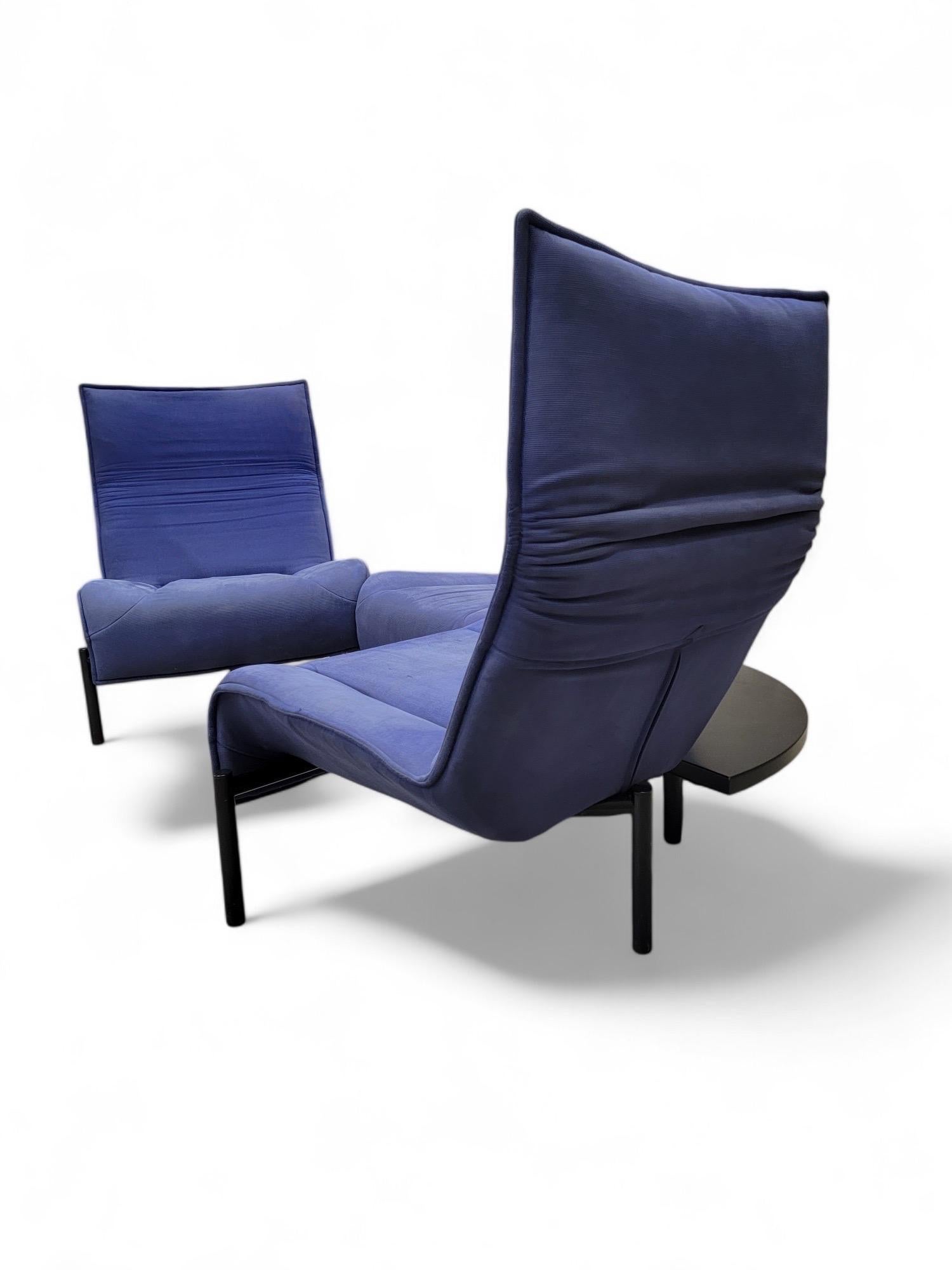 italien Canapé Veranda bleu à trois places du milieu du siècle dernier par Vico Magistretti pour Cassina en vente