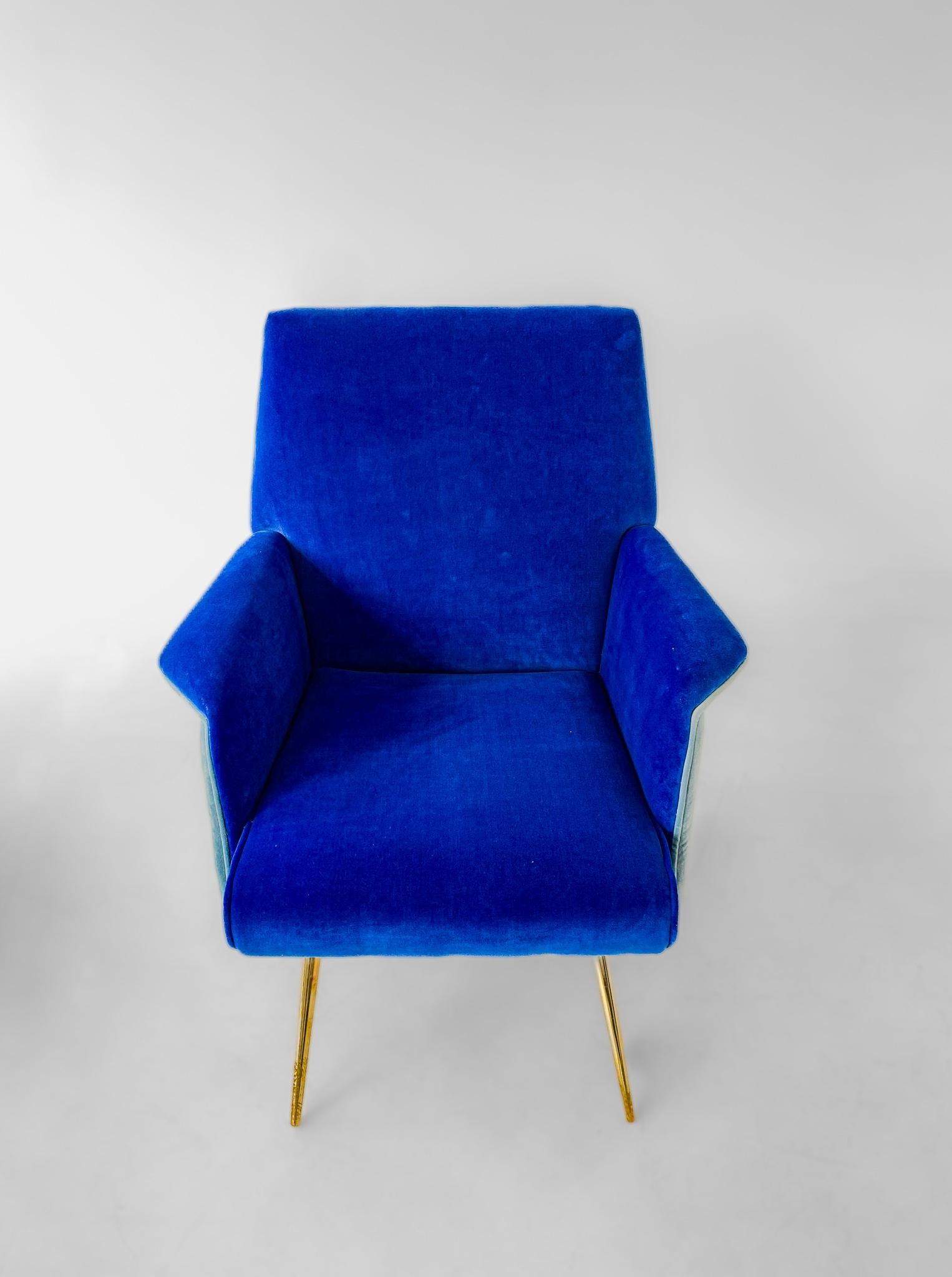 Mid-Century Modern Blue Velvet Lounge Chairs by Giuseppe Rossi, Italy, 1950s 6