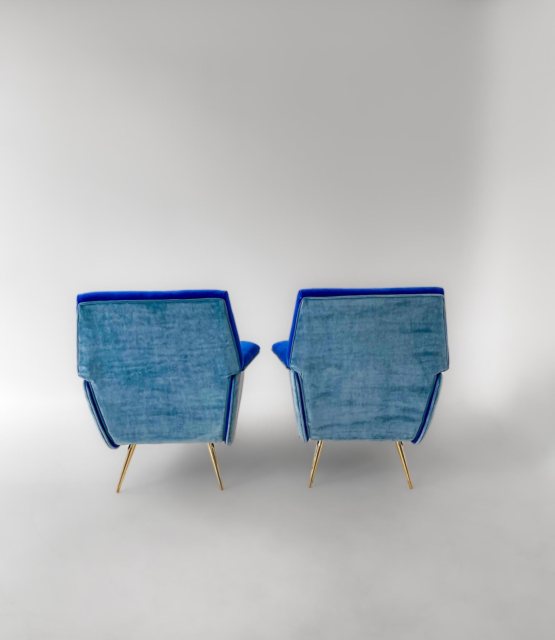 Brass Mid-Century Modern Blue Velvet Lounge Chairs by Giuseppe Rossi, Italy, 1950s
