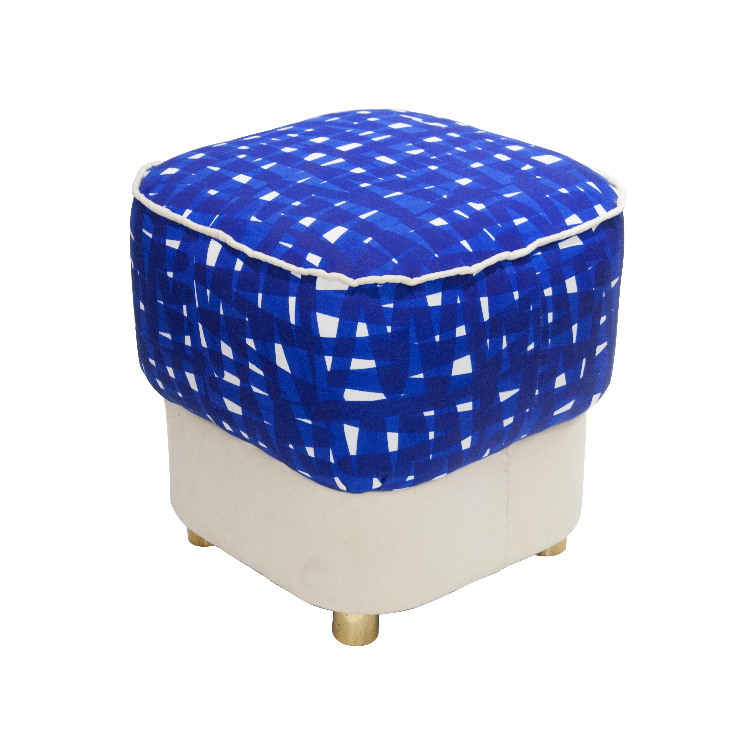 Square pouf, made of solid wood structure and white linen/wool upholstery with geometric cotton upholstery hand painted by Livio de Simone. Finished in brass legs.

*price per item