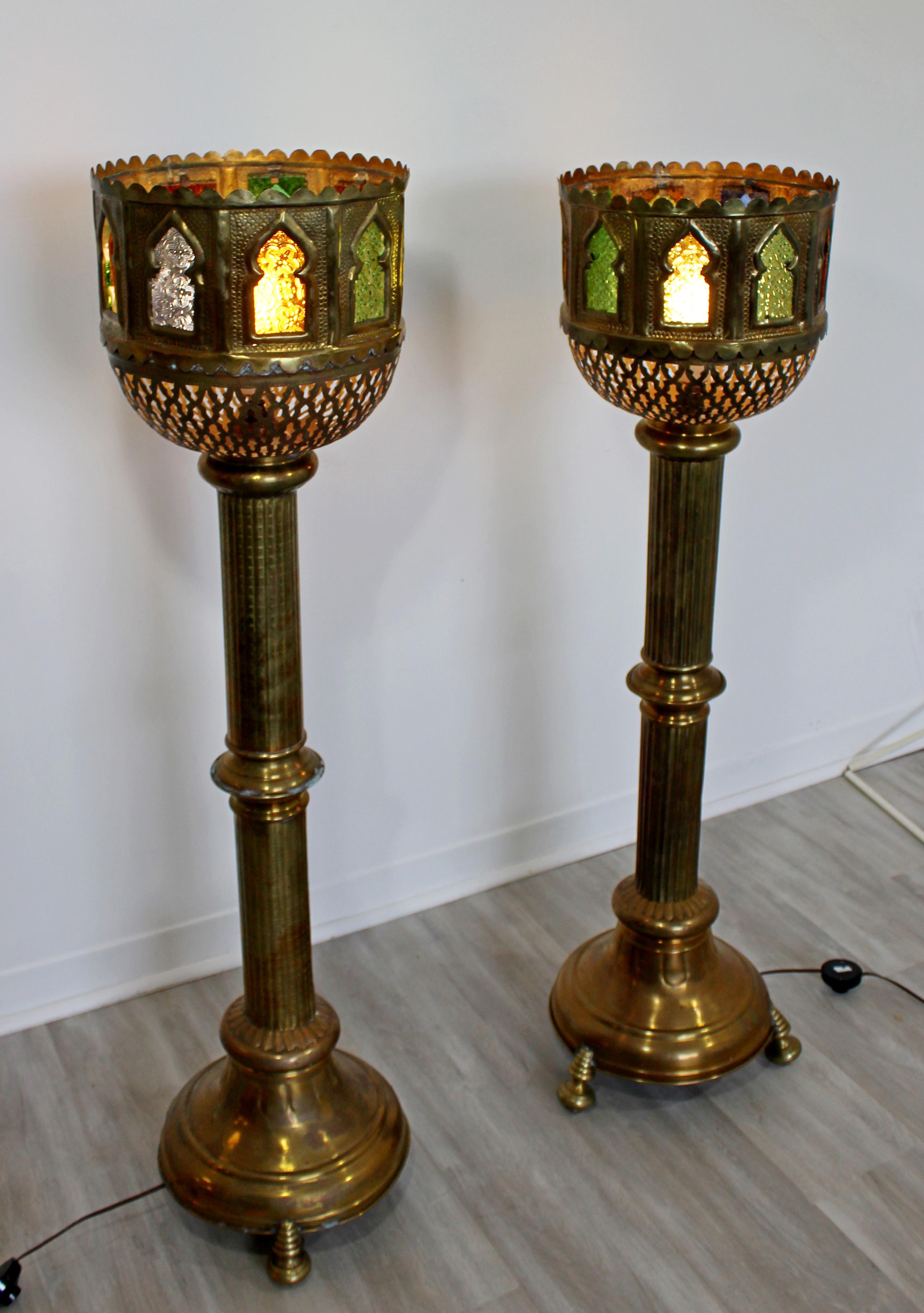 For your consideration is a beautiful pair of Bohemian, brass floor lamps. In very good condition. The dimensions are 12