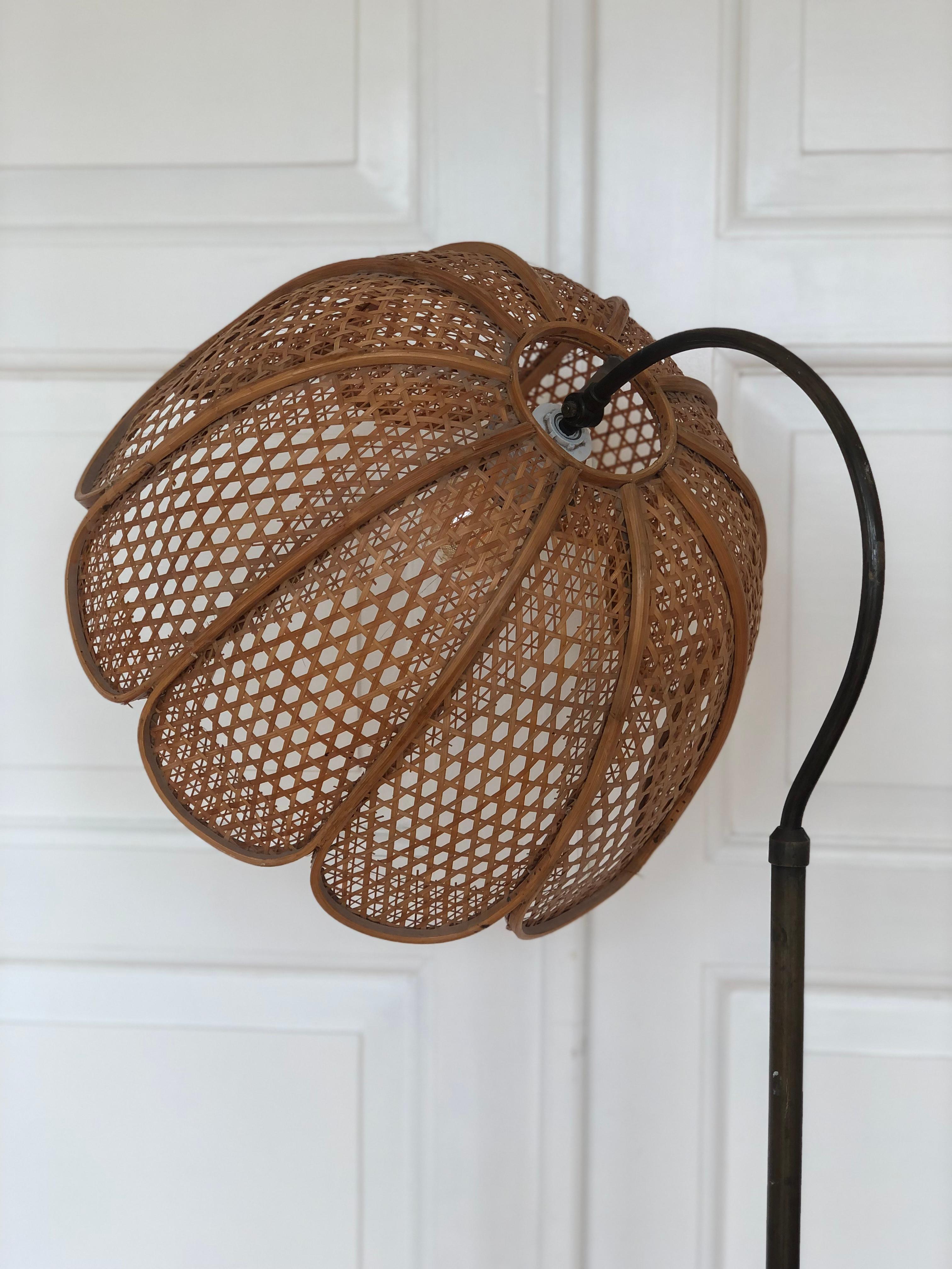 Mid Century Modern Boho Floor Lamp Denmark 1970s (Dänisch) im Angebot