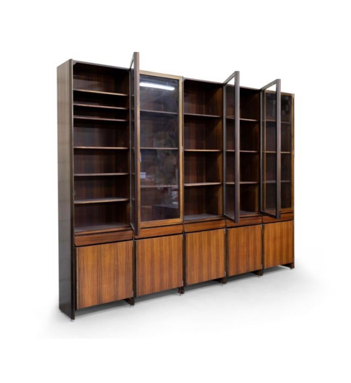Mid-Century Modern Bookcase by Ico Parisi, Wood and  Glass, Italy, 1950s