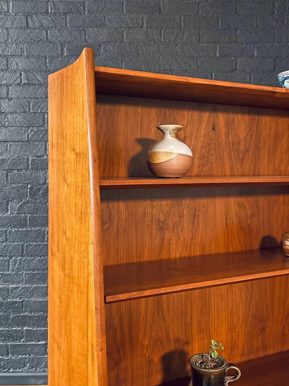 Mid-20th Century Mid-Century Modern Bookshelf Hutch by Kipp Stewart for Drexel For Sale
