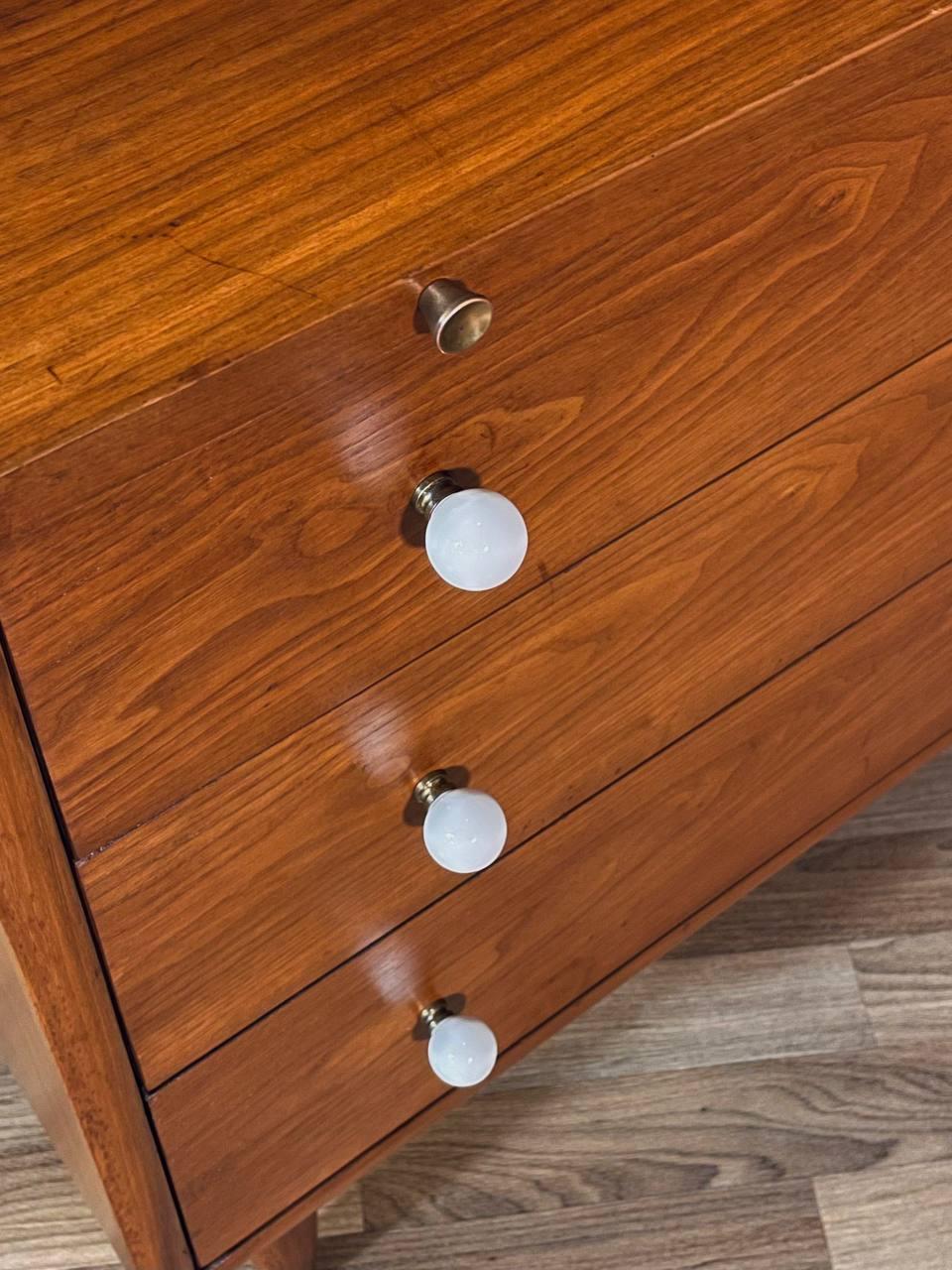 Mid-Century Modern Bookshelf Hutch by Kipp Stewart for Drexel For Sale 2