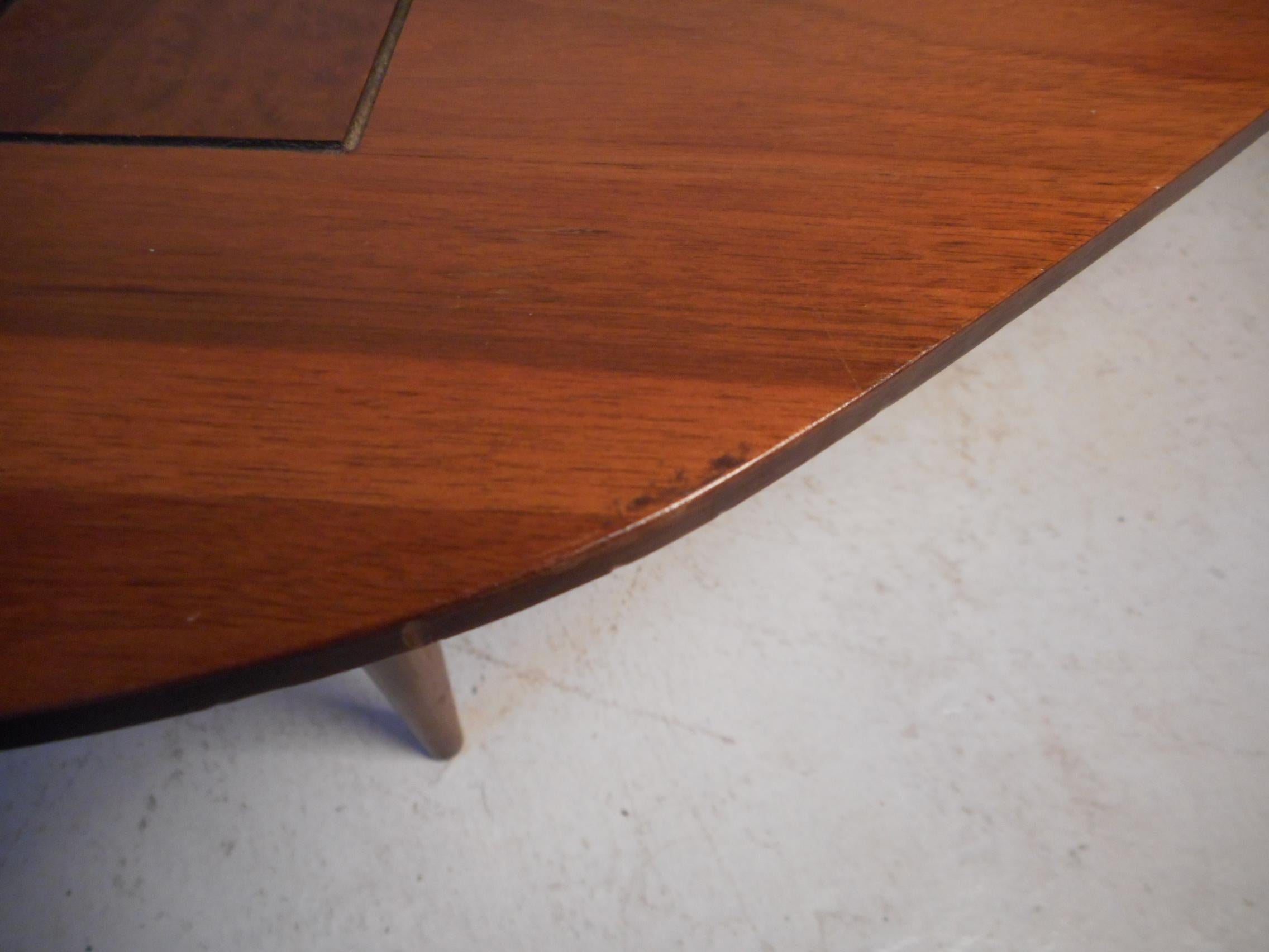 Mid-Century Modern Boomerang Table For Sale 1