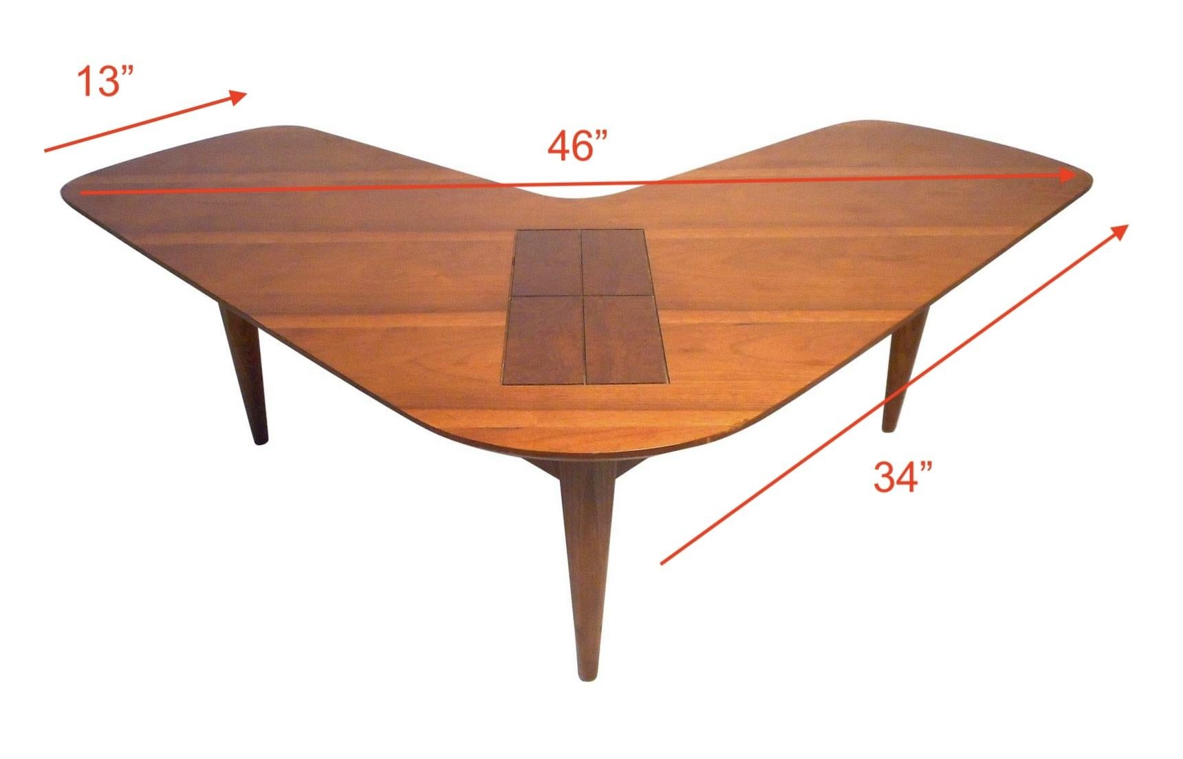 Table Boomerang moderne du milieu du siècle dernier en vente 5