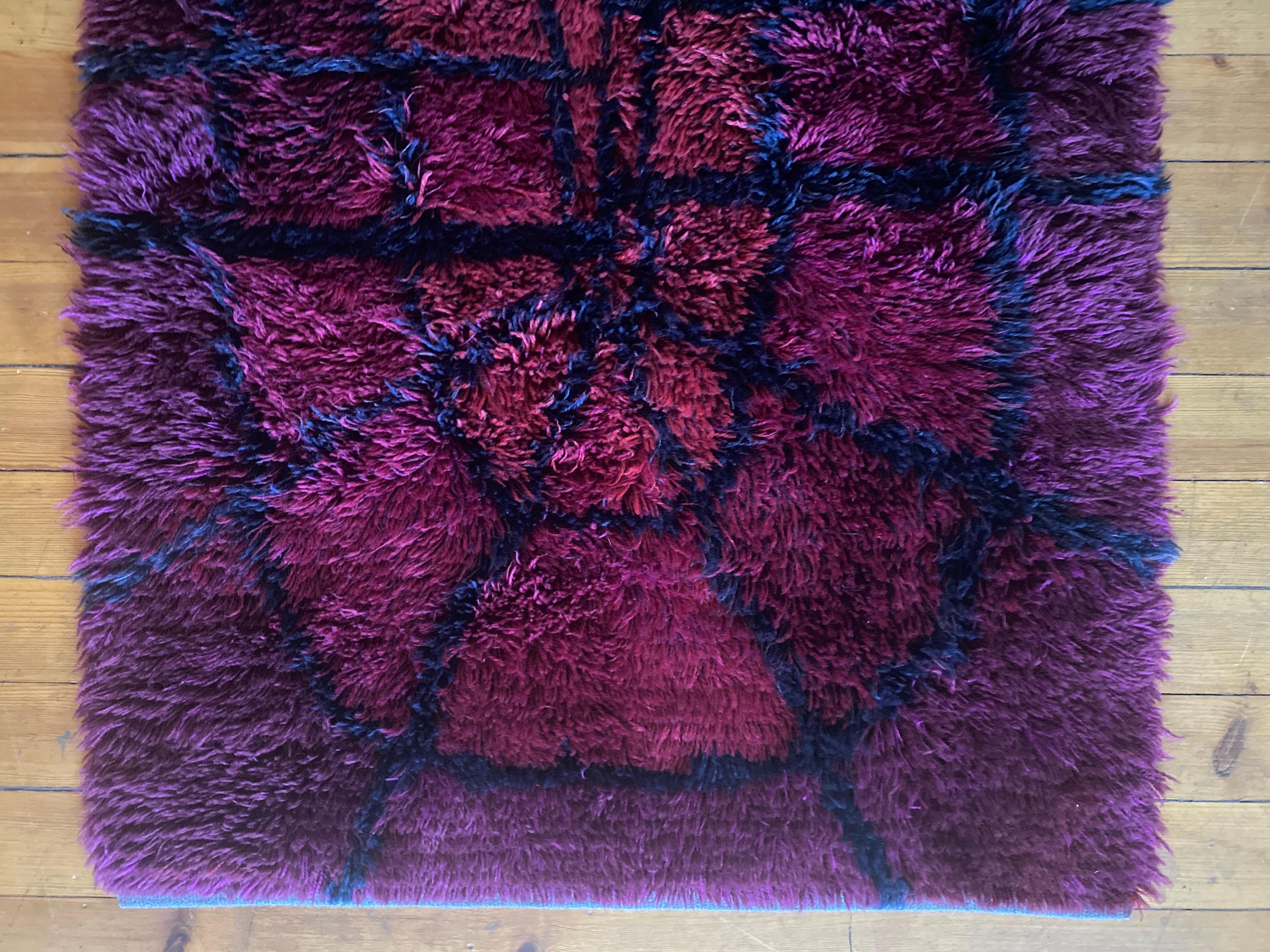 Mid-century Modern Bordeaux Red Rya Rug by Gull-Britt Johansson for NIAB, Sweden For Sale 4
