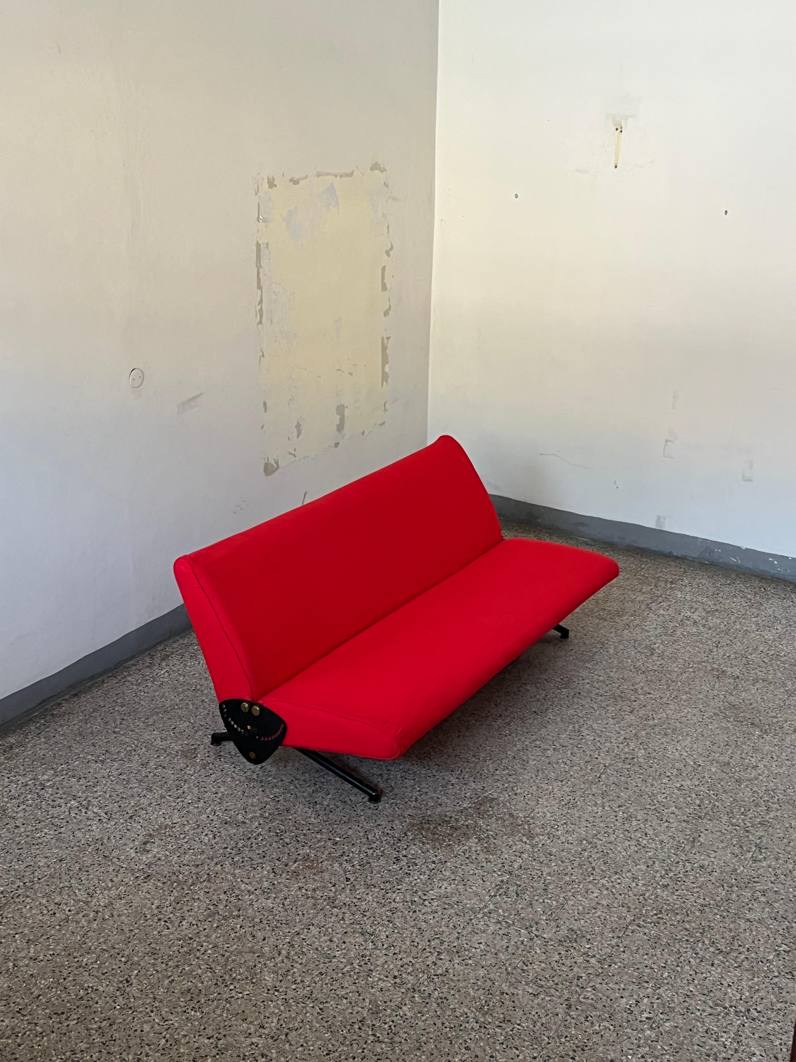 Osvaldo Borsani D70 Reclining Sofa System for Tecno - 1970's im Angebot 9