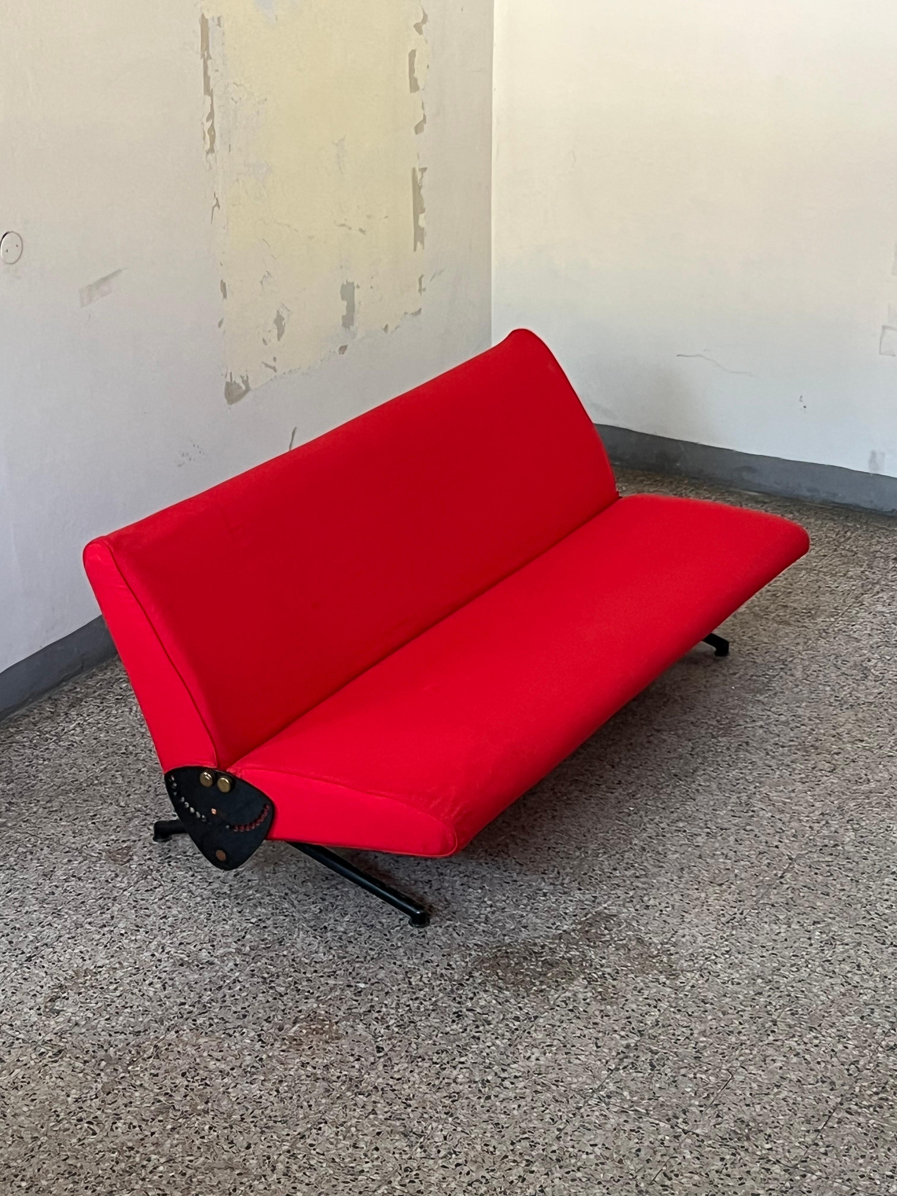 Osvaldo Borsani D70 Reclining Sofa System for Tecno - 1970's im Angebot 10
