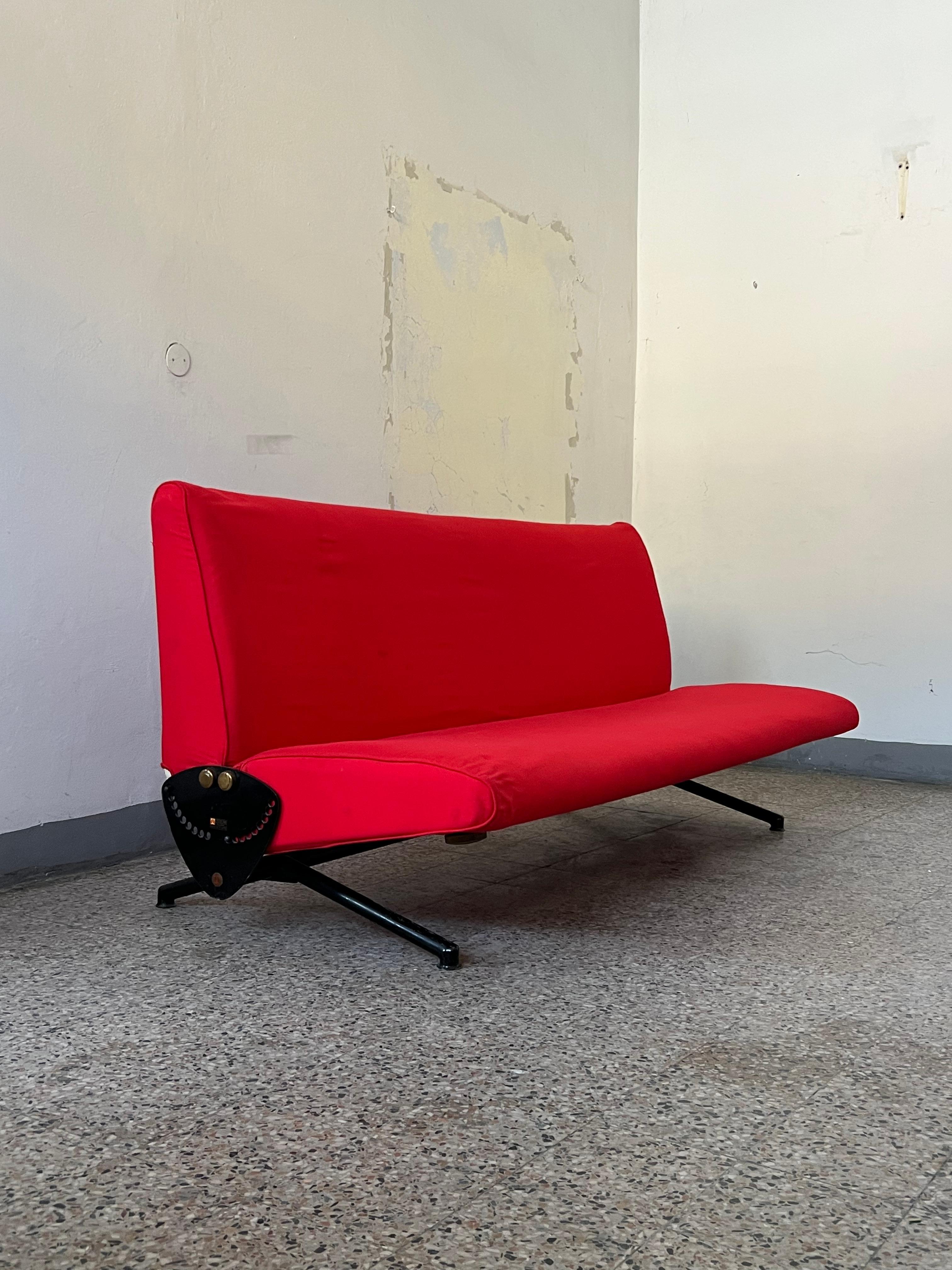Osvaldo Borsani D70 Reclining Sofa System for Tecno - 1970's (Italienisch) im Angebot
