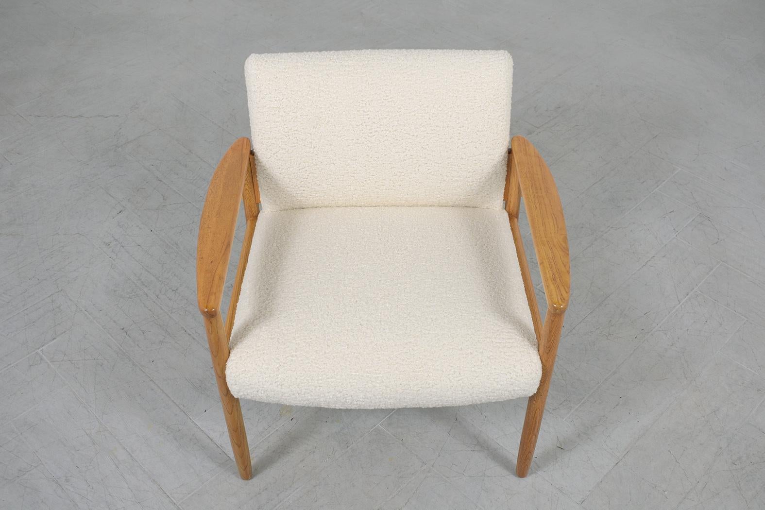 Fabric Mid-Century Modern Boucle Dining Chairs