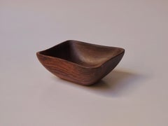 Mid-Century Modern bowl.