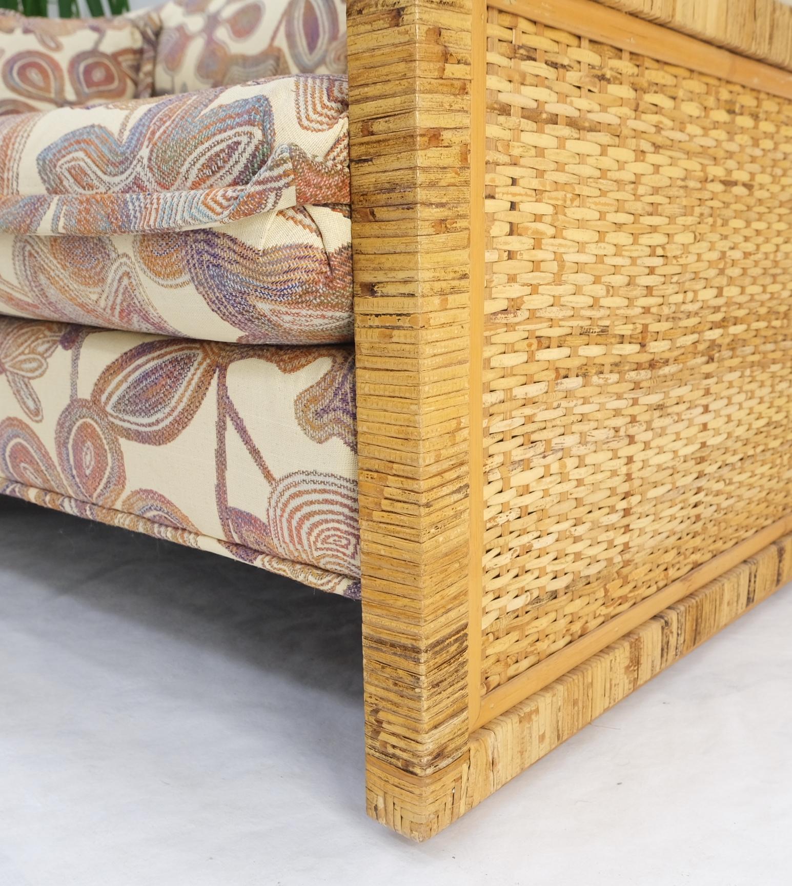 Mid-Century Modern Box Shape Rattan Cane Bamboo Loveseat Sofa Settee Mint! In Good Condition For Sale In Rockaway, NJ