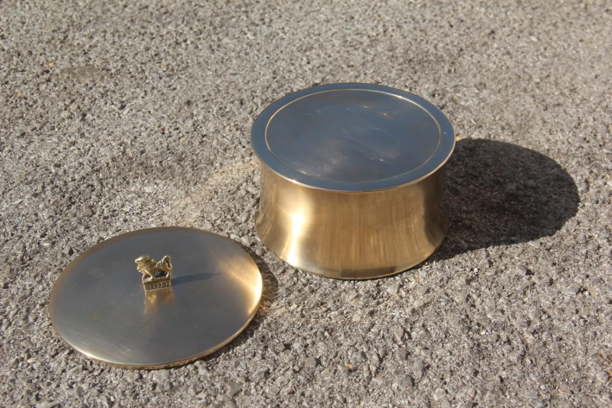 Mid-Century Modern Box Solid Brass with Lid Italian Design 1950s Round Form Bull 4