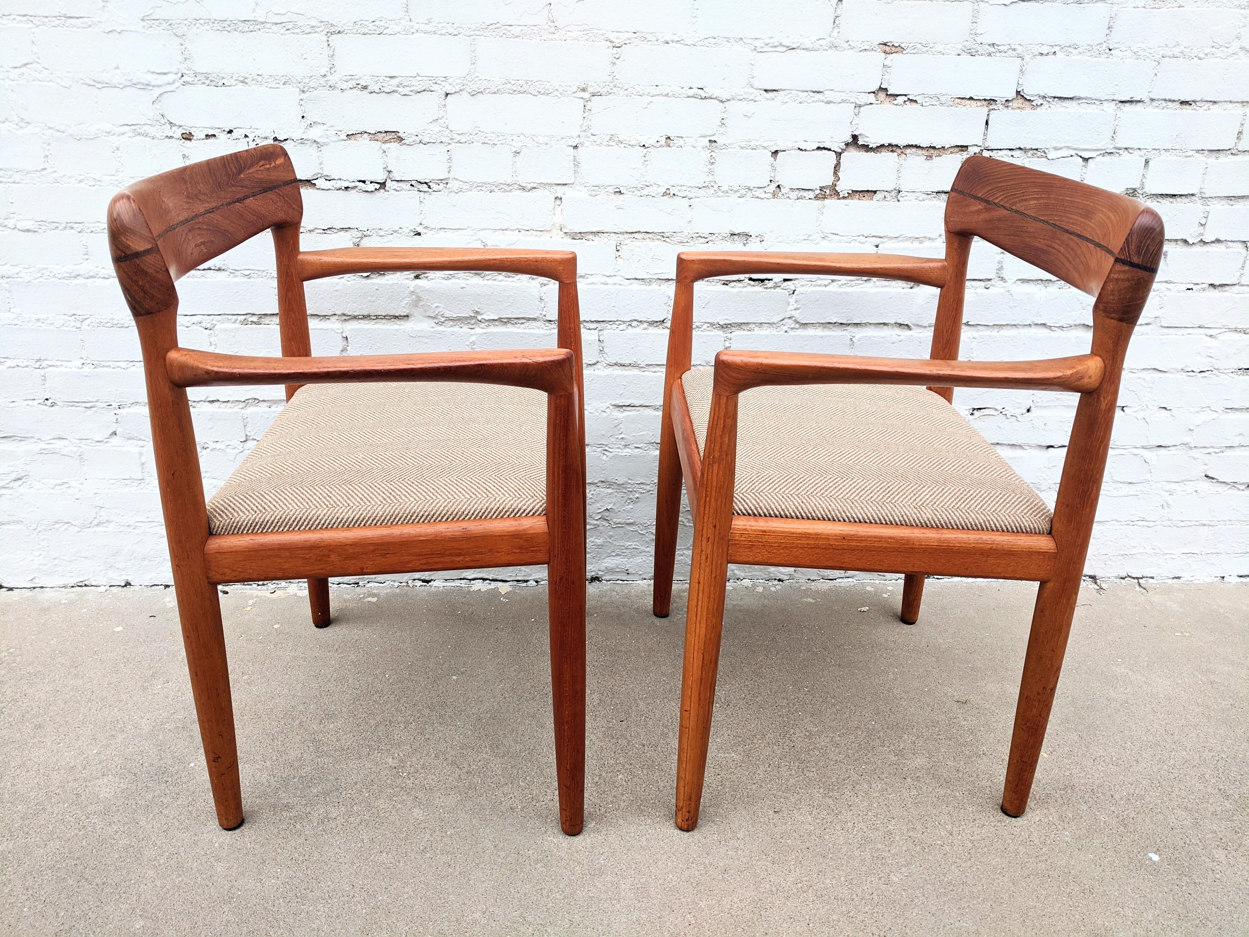 Mid Century Modern Bramin Teak Dining Table and Four Chairs For Sale 7