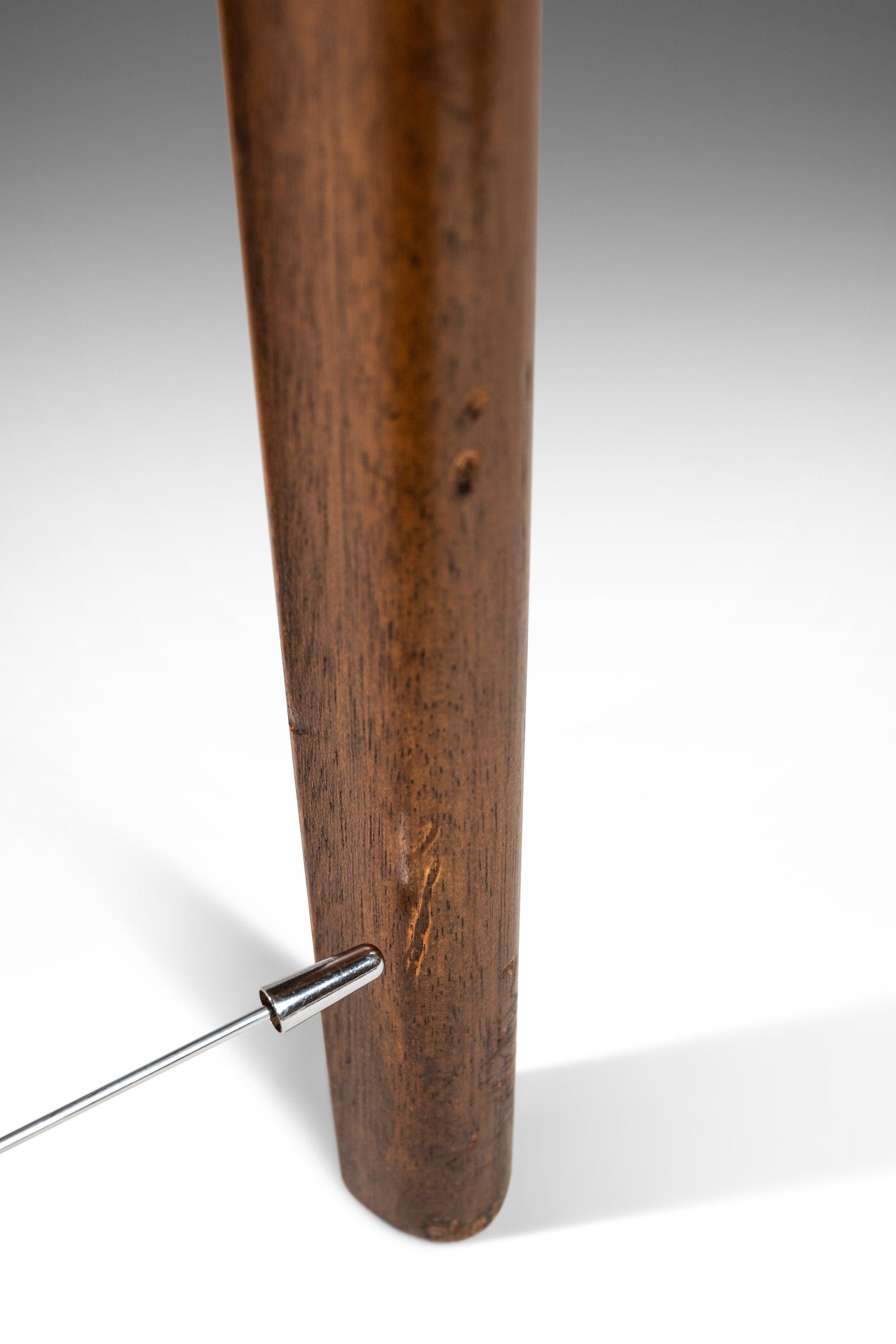 Mid-Century Modern Brasilia Extension Dining Table in Walnut by Broyhill, USA 5