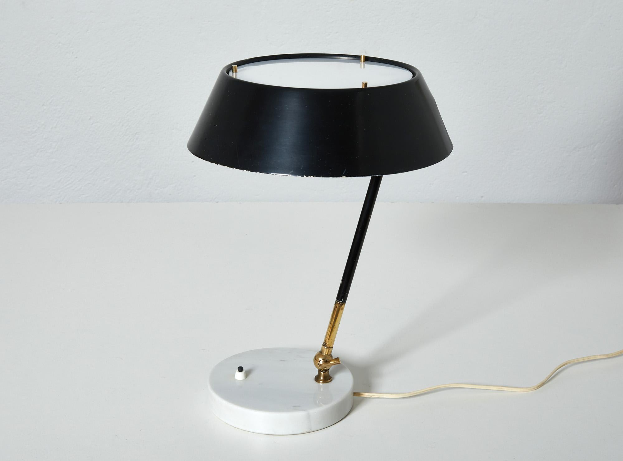 Lampe de bureau ou de table réglable en laiton moderne du milieu du siècle dernier par Stilux, Italie 1960 en vente 3