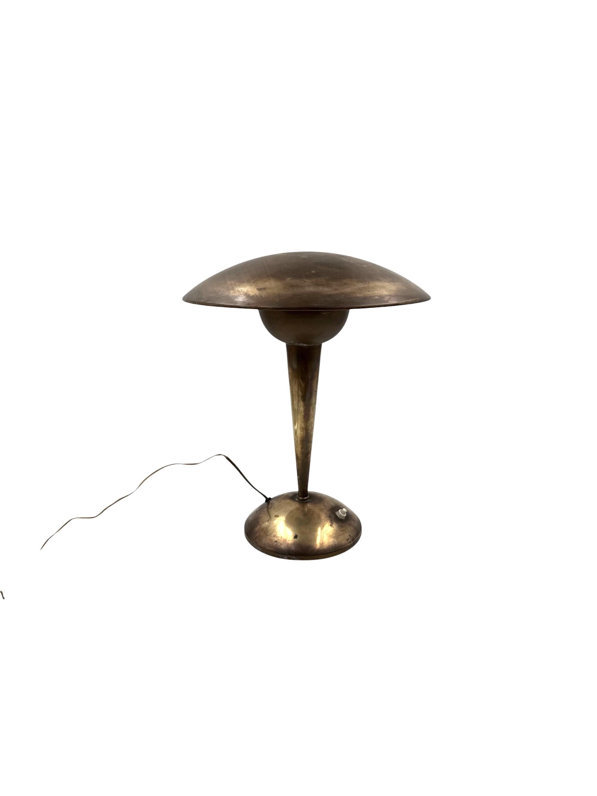 Lampe de table ajustable en laiton, Italie circa 1950 en vente 6