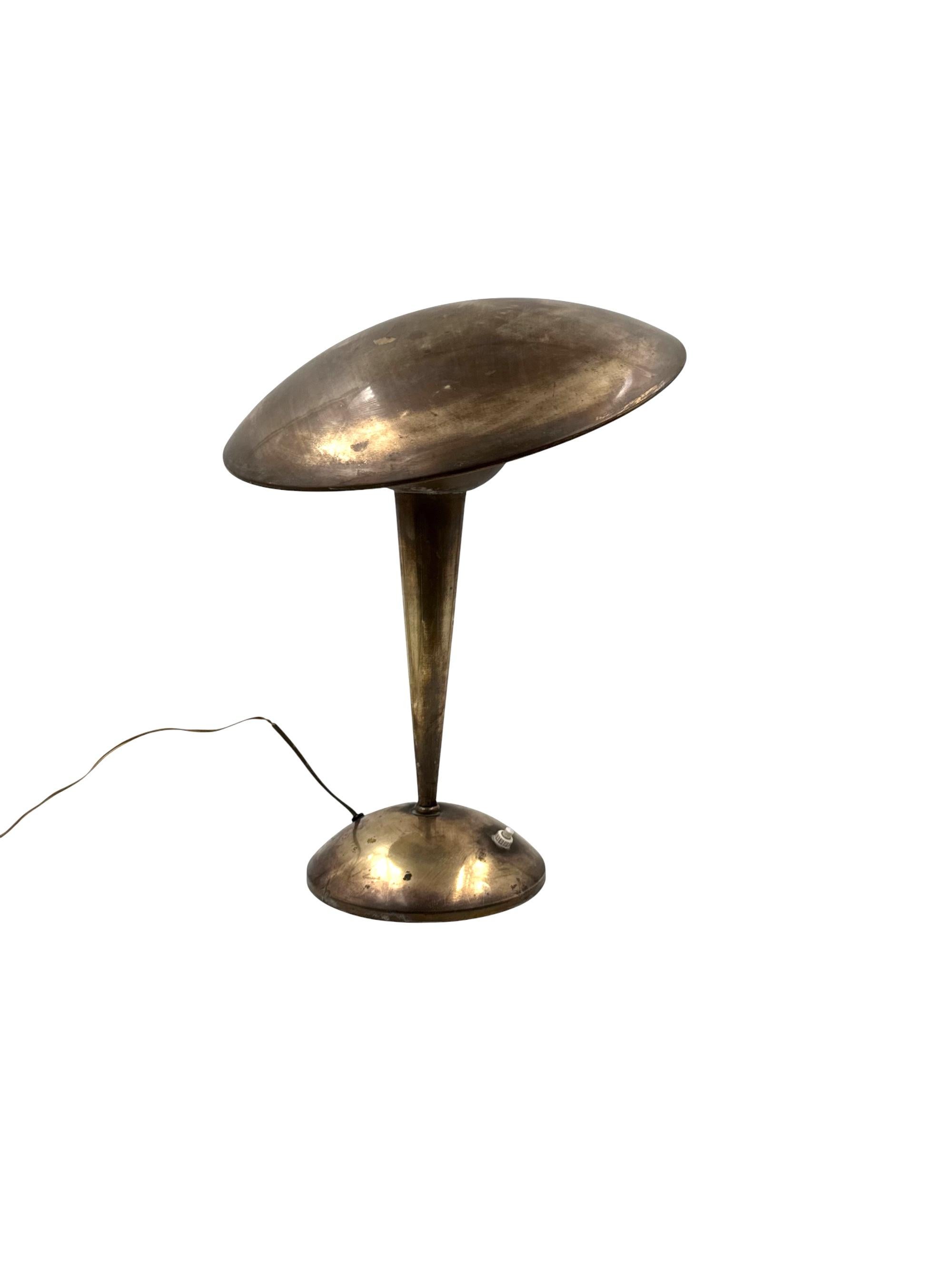 Lampe de table ajustable en laiton, Italie circa 1950 en vente 7