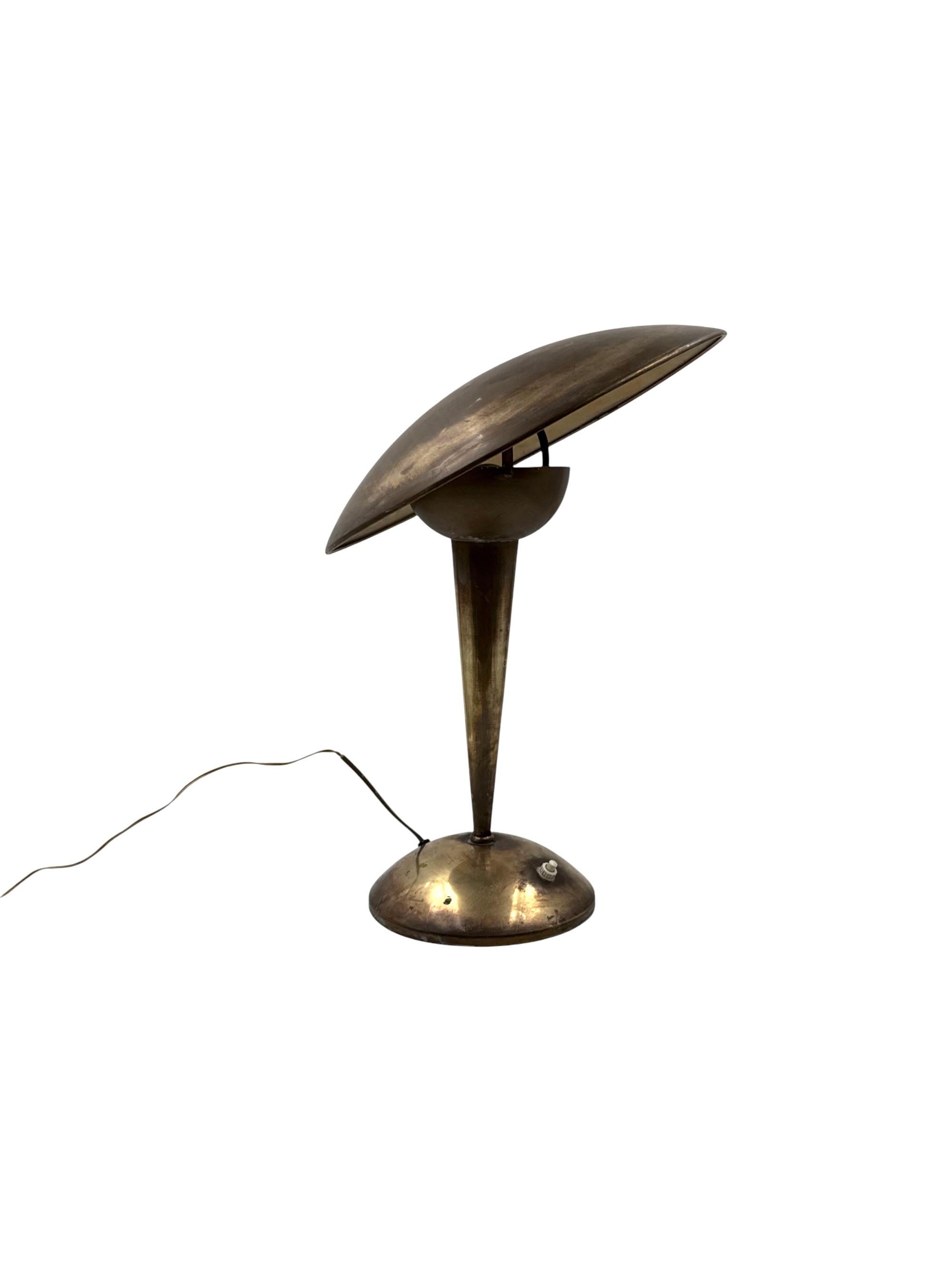 Lampe de table ajustable en laiton, Italie circa 1950 en vente 9