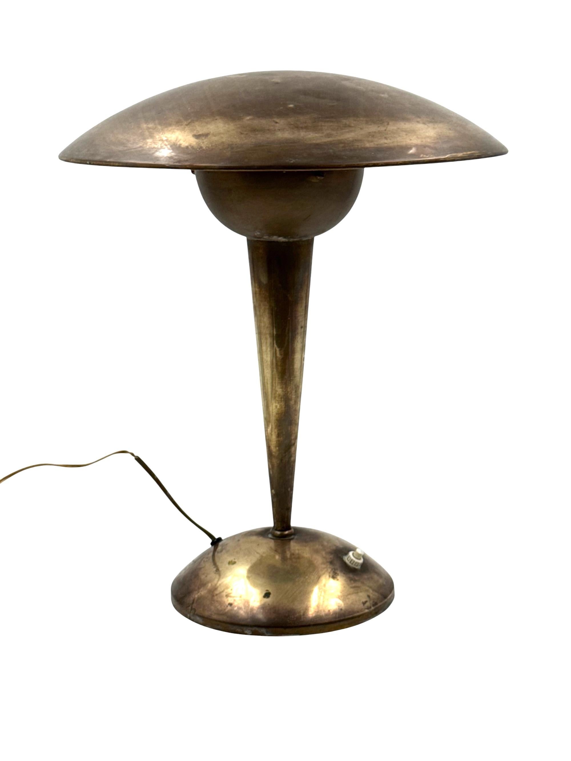 Mid-Century Modern Lampe de table ajustable en laiton, Italie circa 1950 en vente