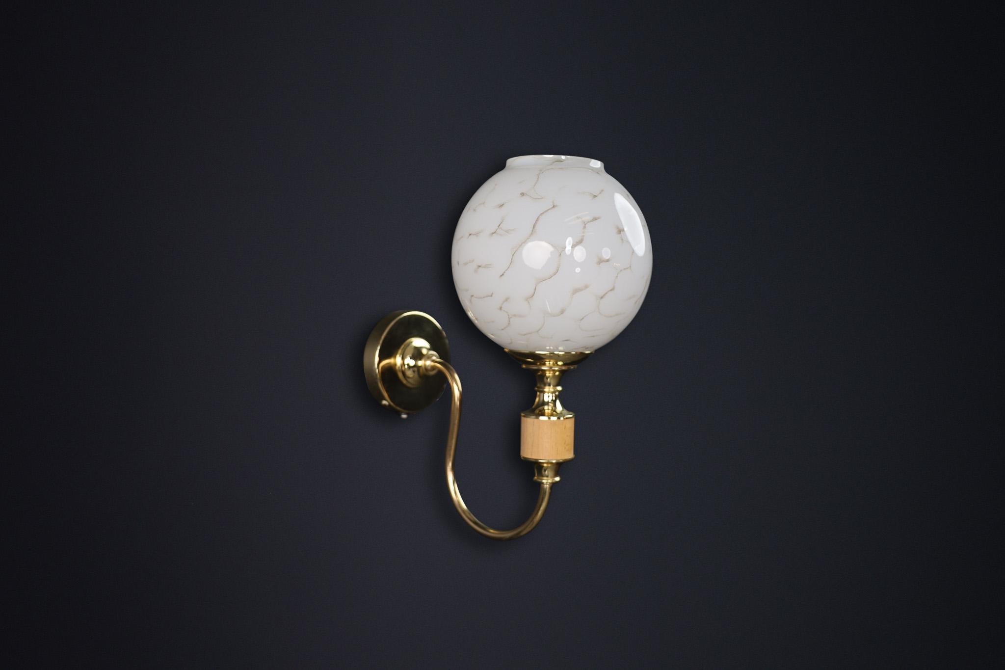 Mid-Century Modern Brass and Art Glass Wall Sconces, Czech Republic 1970s For Sale 3
