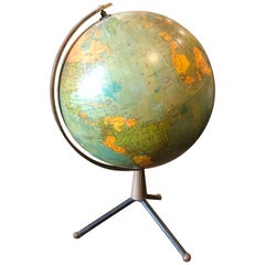 Italienische Globus-Tischlampe aus Messing und Bakelit:: Mitte des Jahrhunderts:: um 1950